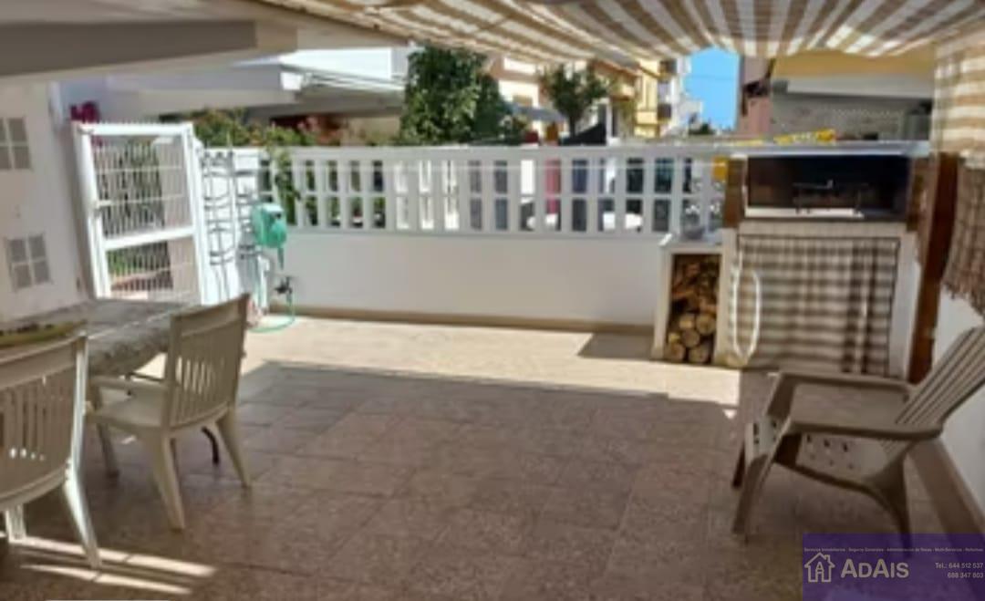 For sale of ground floor in Oliva