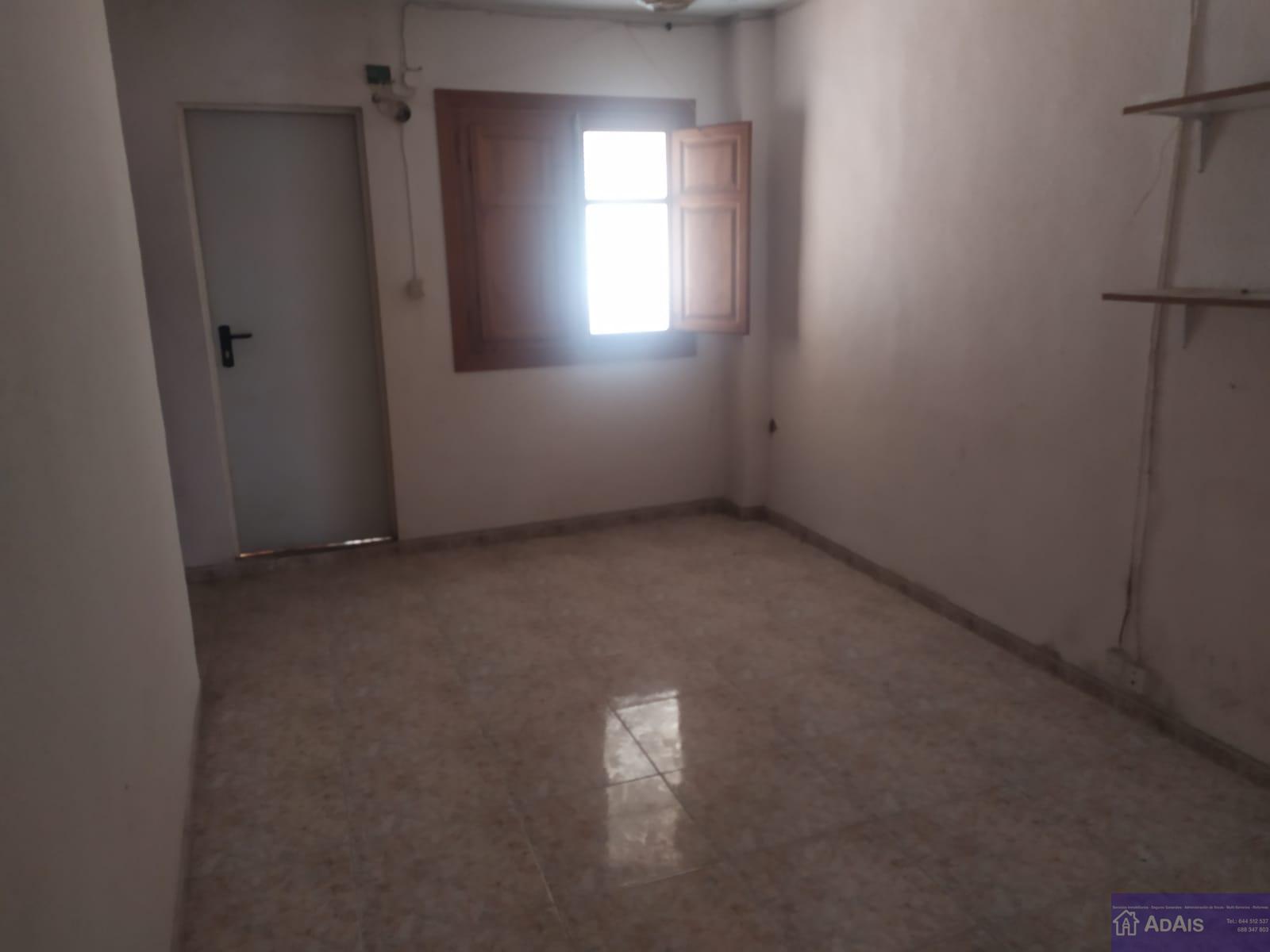 For sale of house in Gandia