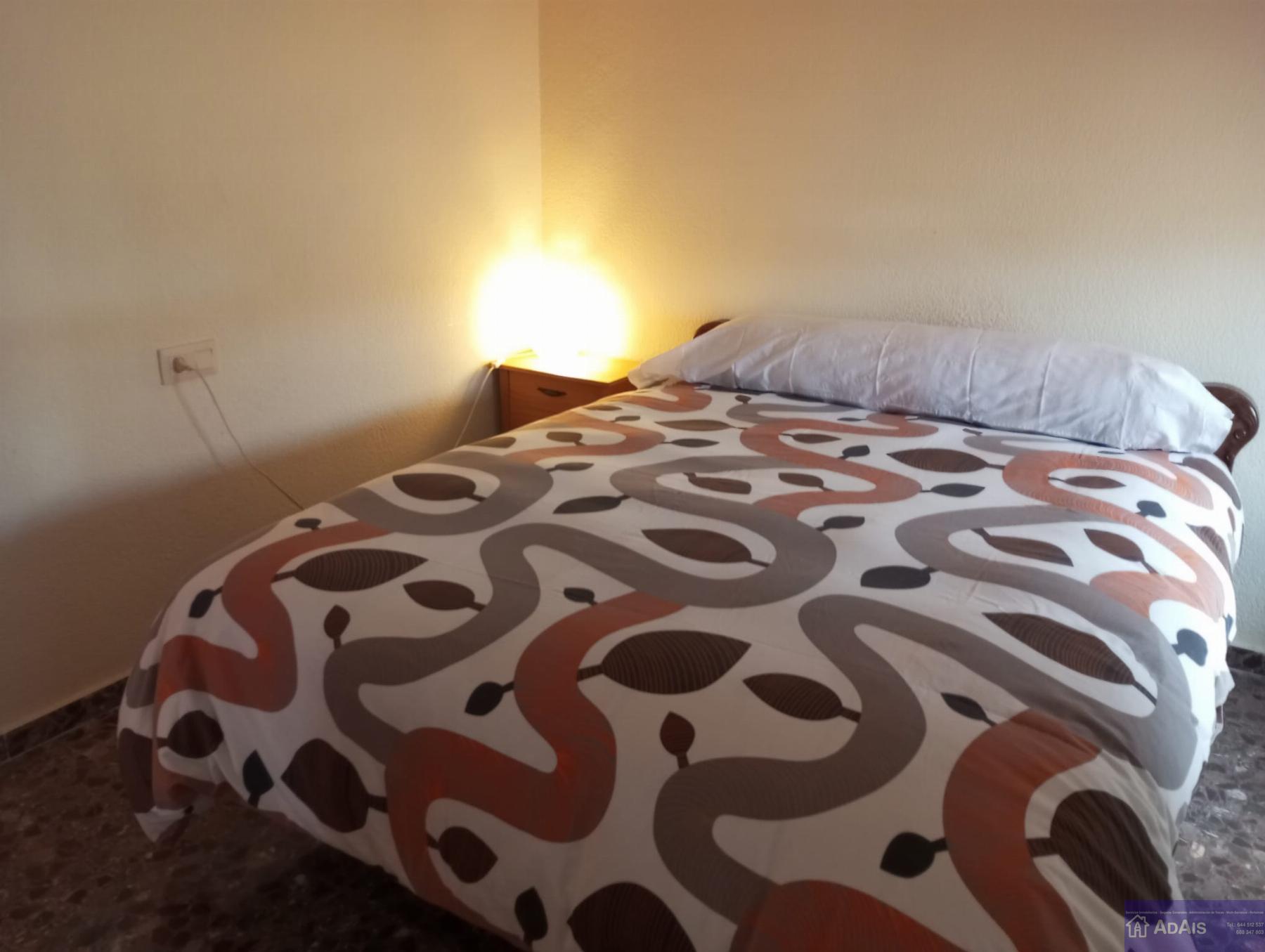 For sale of duplex in Gandia