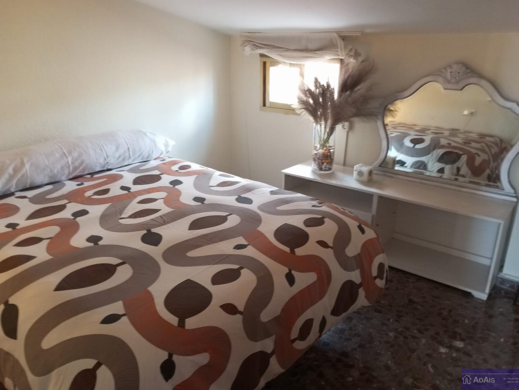 For sale of duplex in Gandia