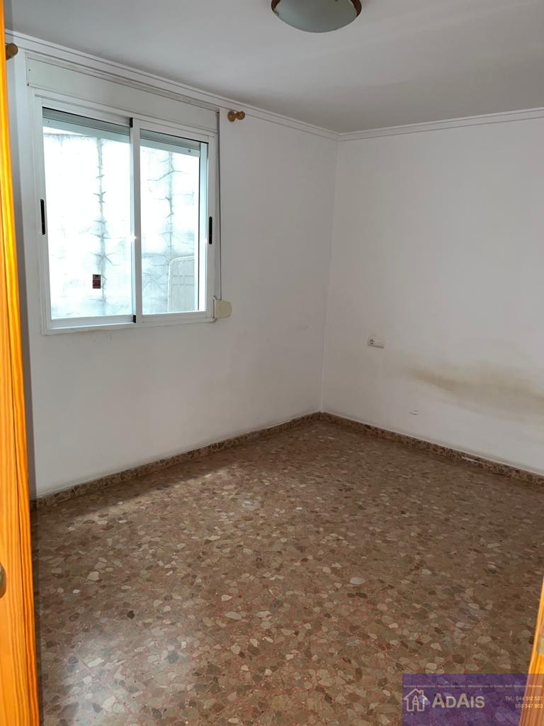 For sale of flat in Oliva