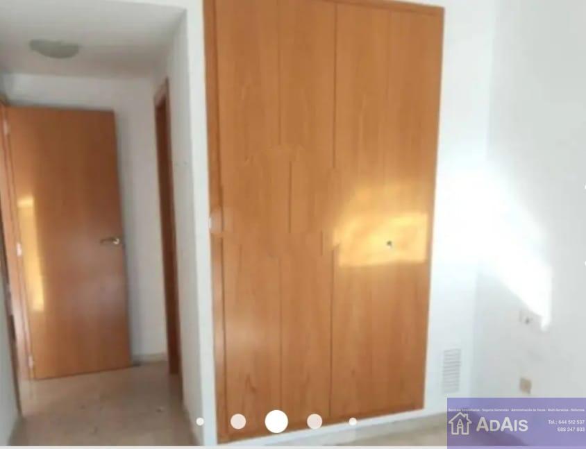 For sale of ground floor in Xeresa