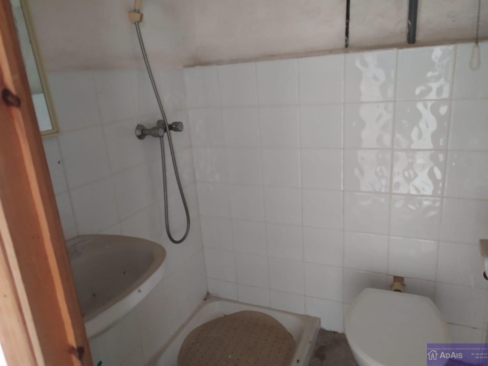 For sale of house in Beniarjó