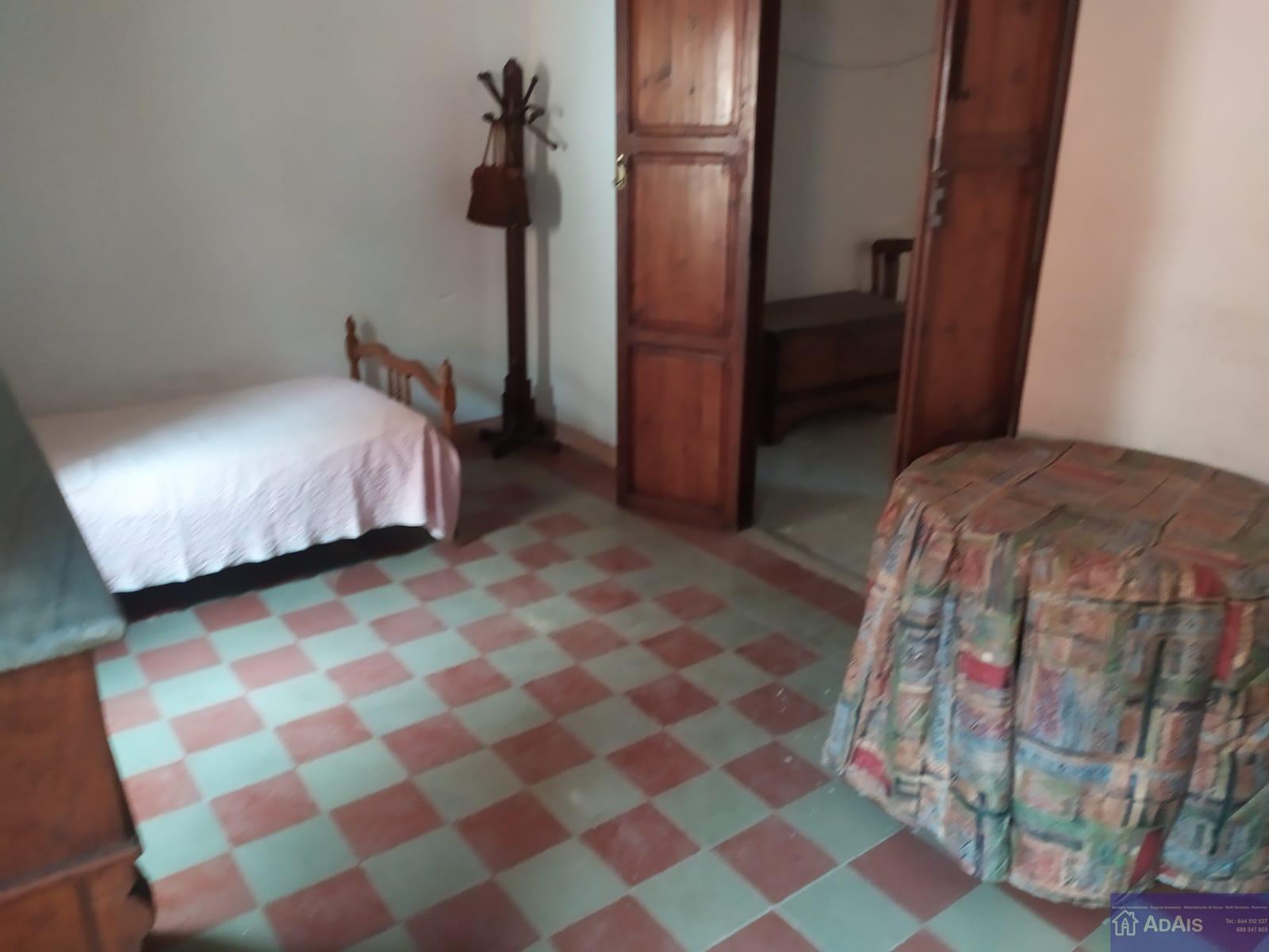 For sale of house in Beniarjó