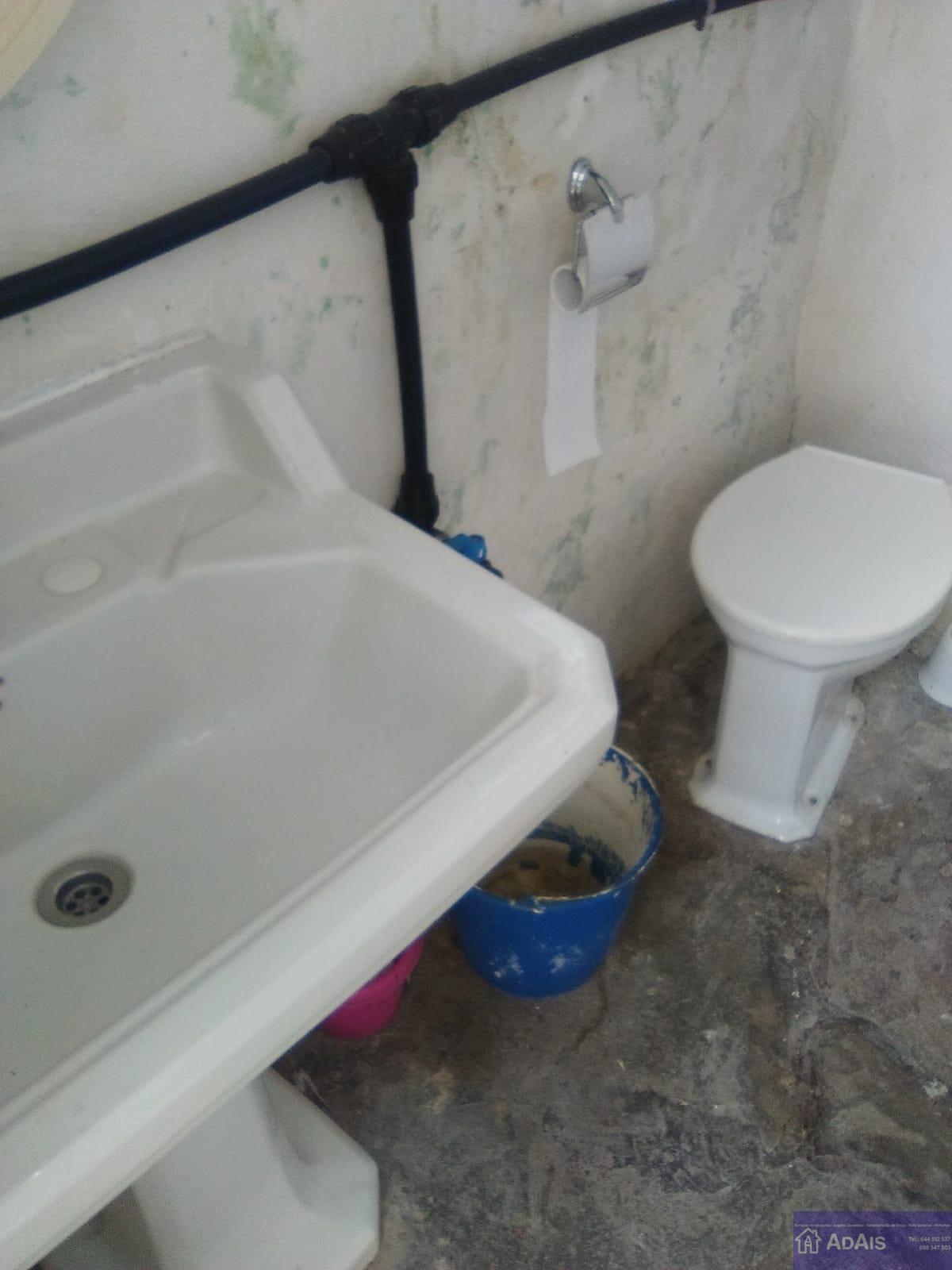 For sale of chalet in Gandia