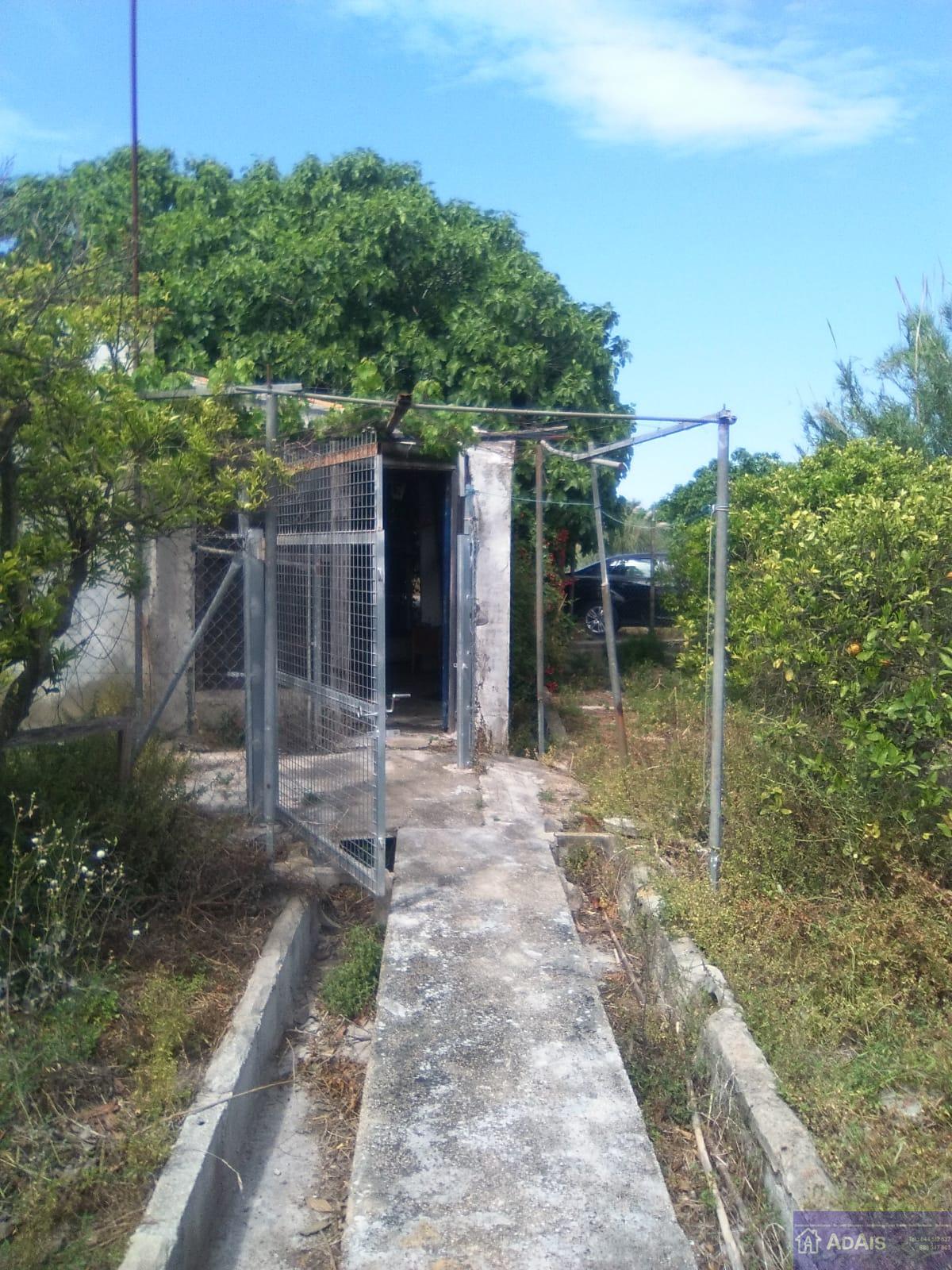 For sale of chalet in Gandia