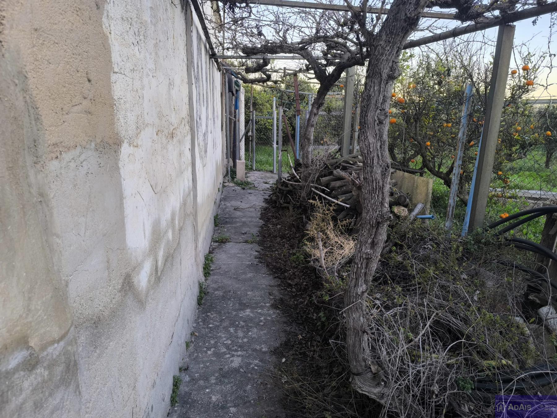 For sale of chalet in Gandia