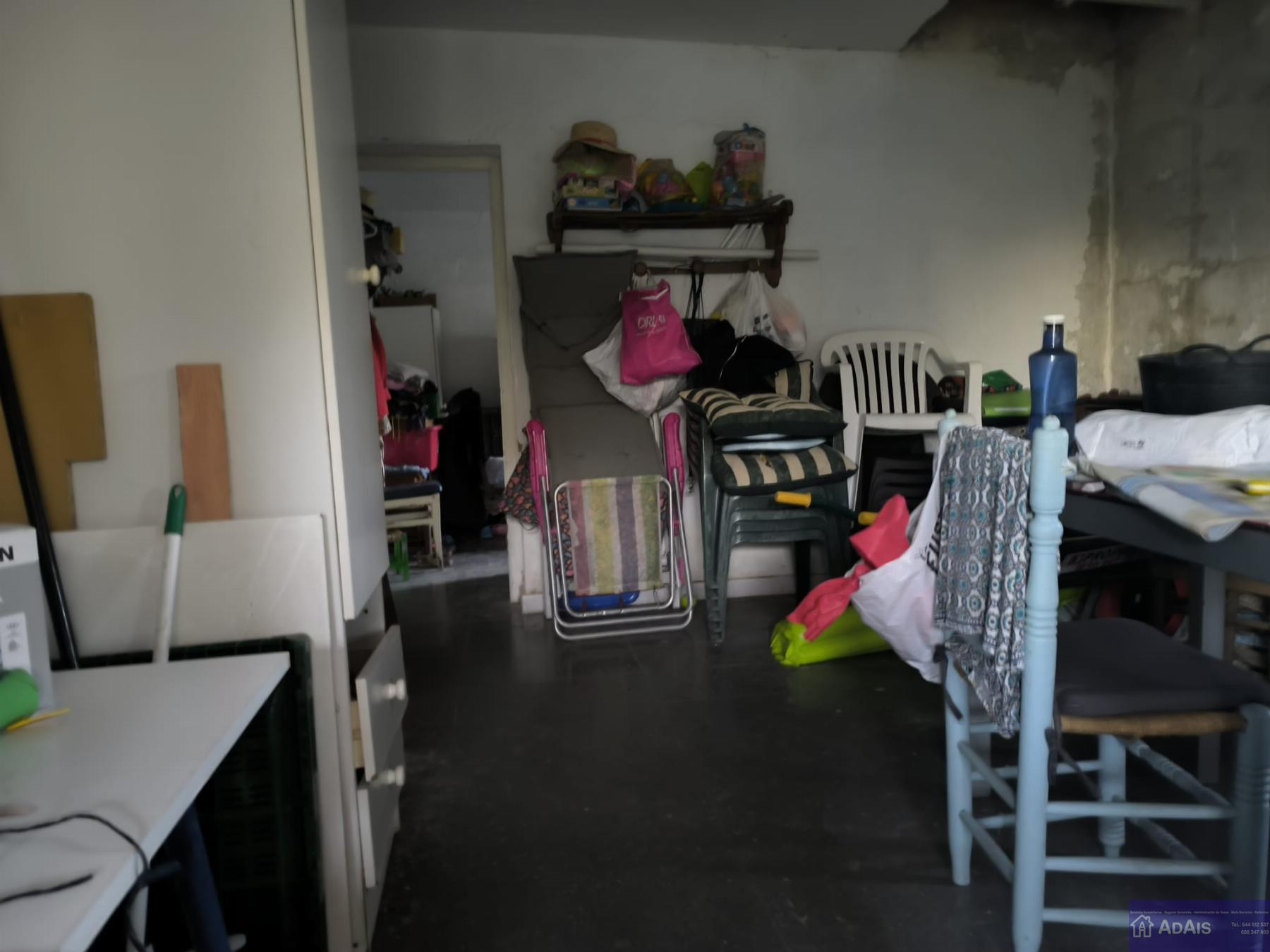 For sale of chalet in Gandia