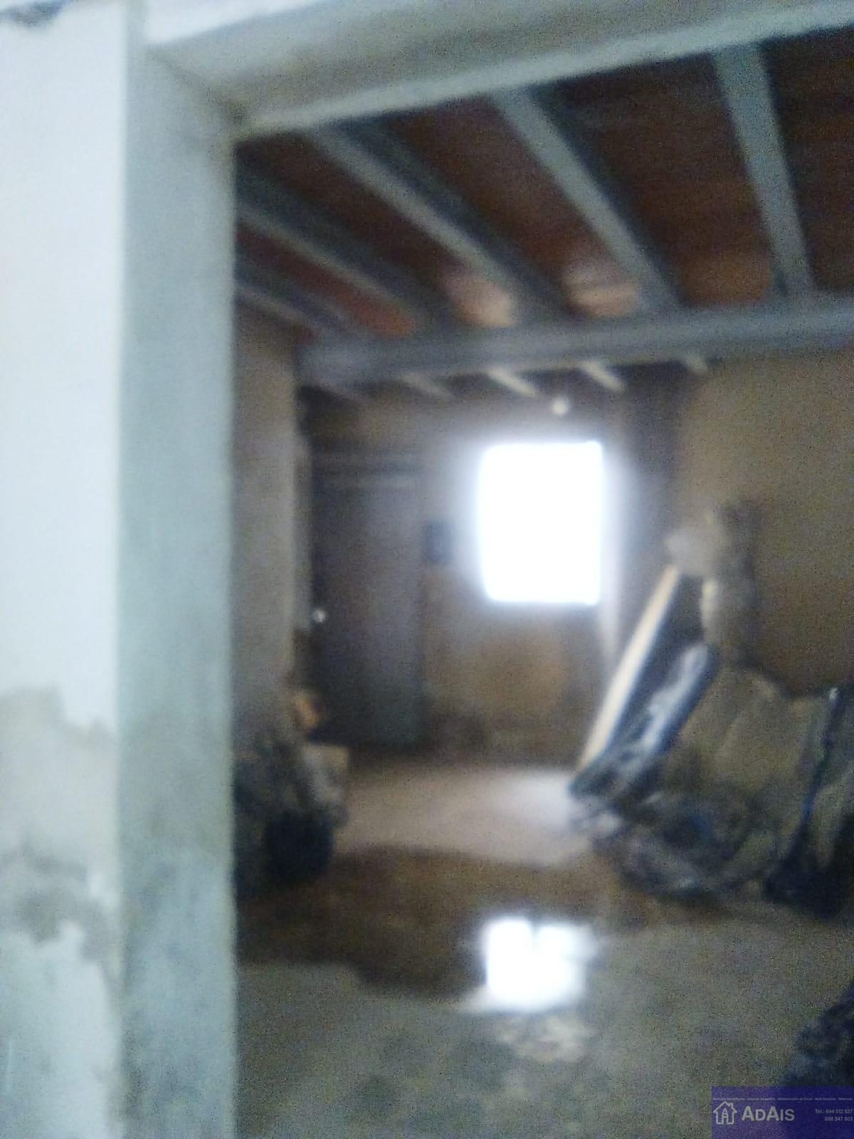 For sale of ground floor in Gandia