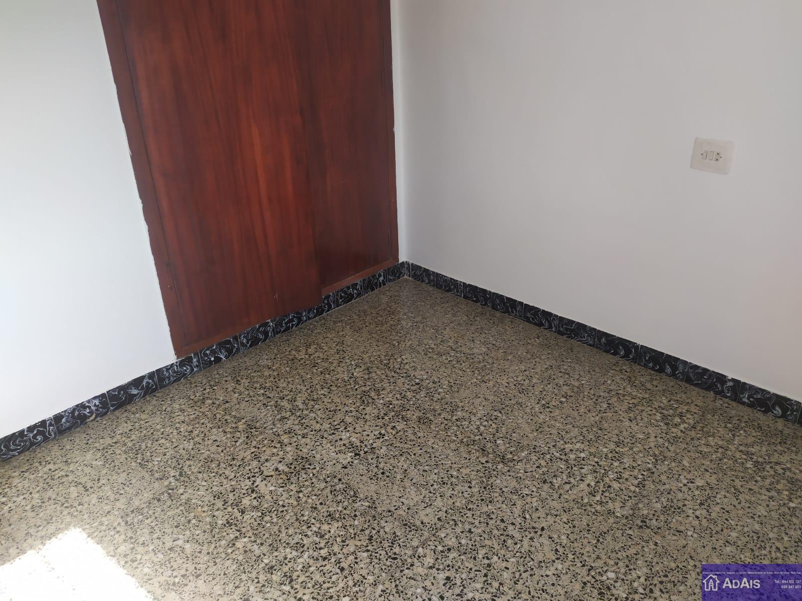 For sale of building in Gandia