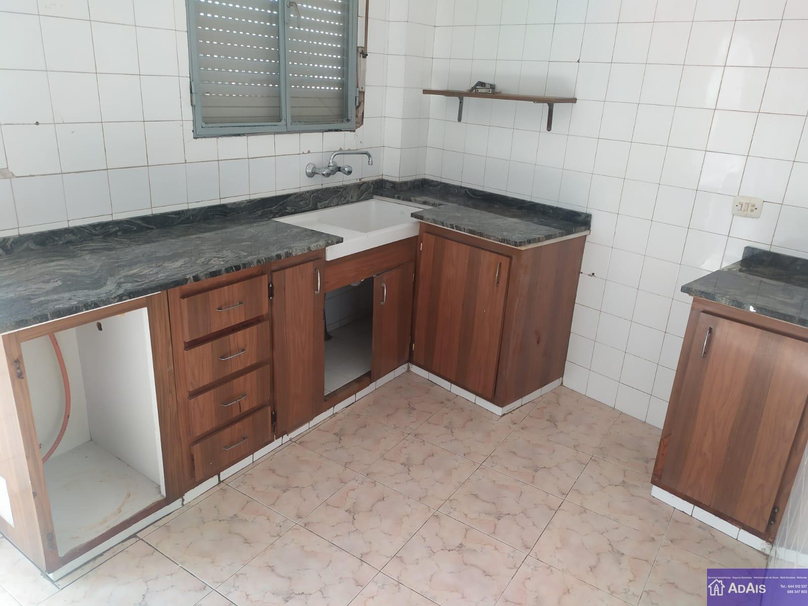 For sale of building in Gandia
