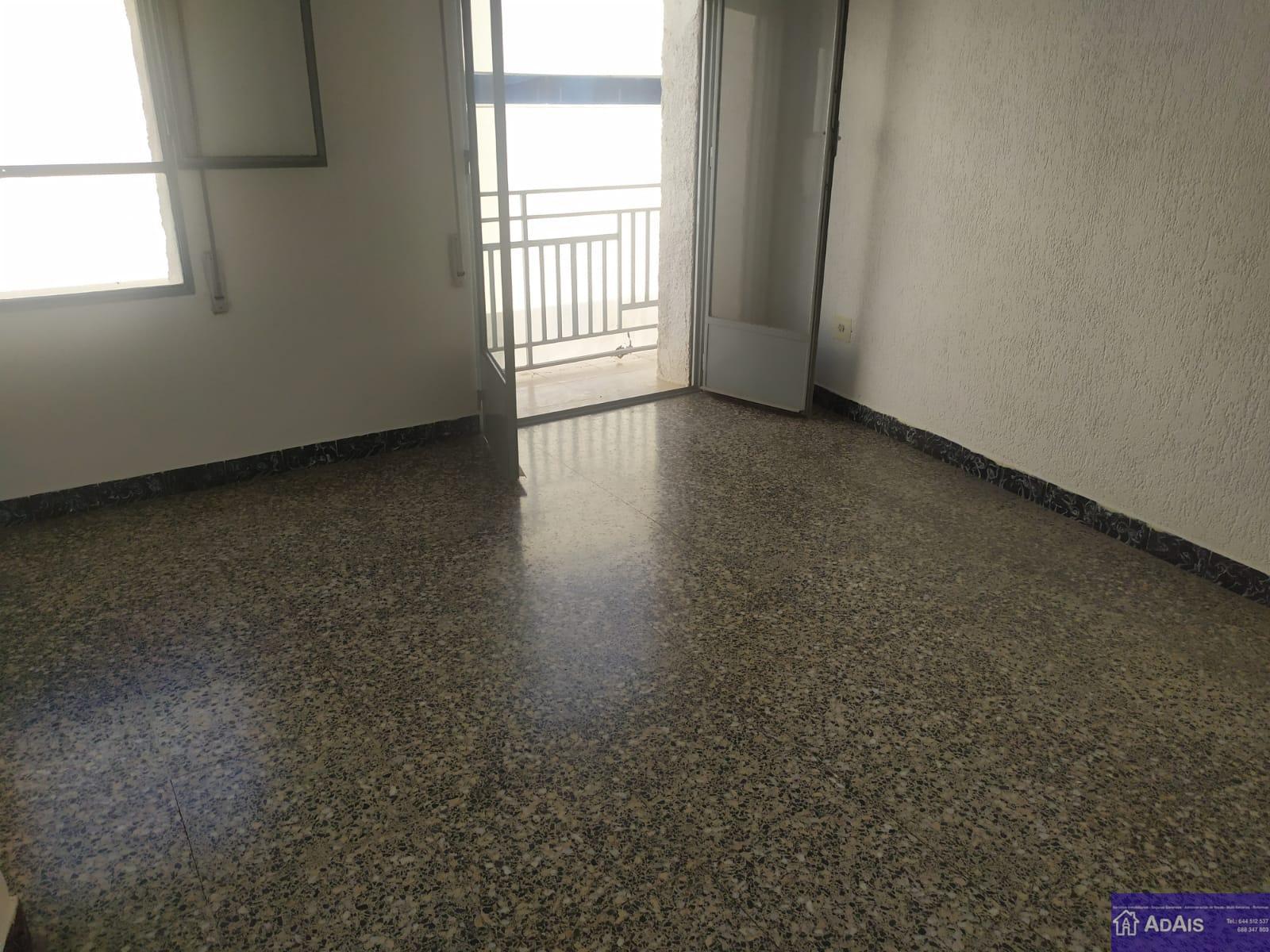 For sale of building in Gandia