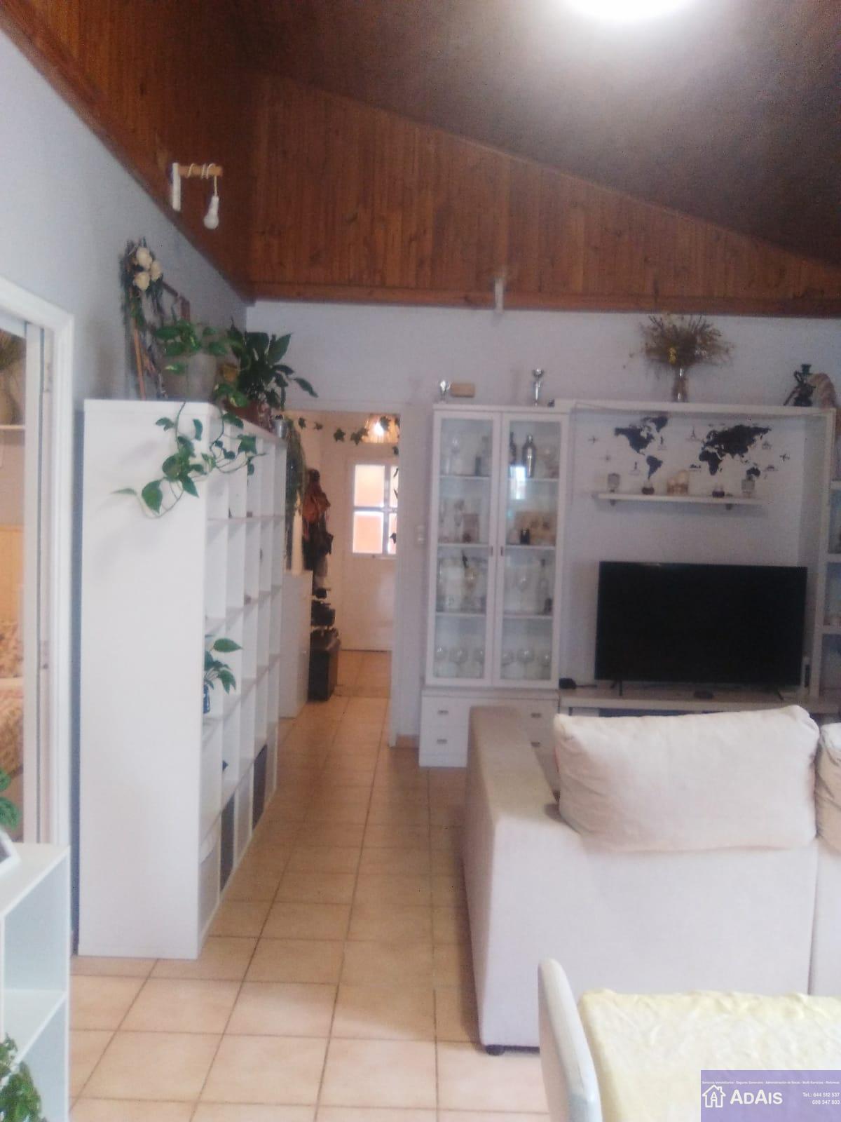 For sale of chalet in Gandia