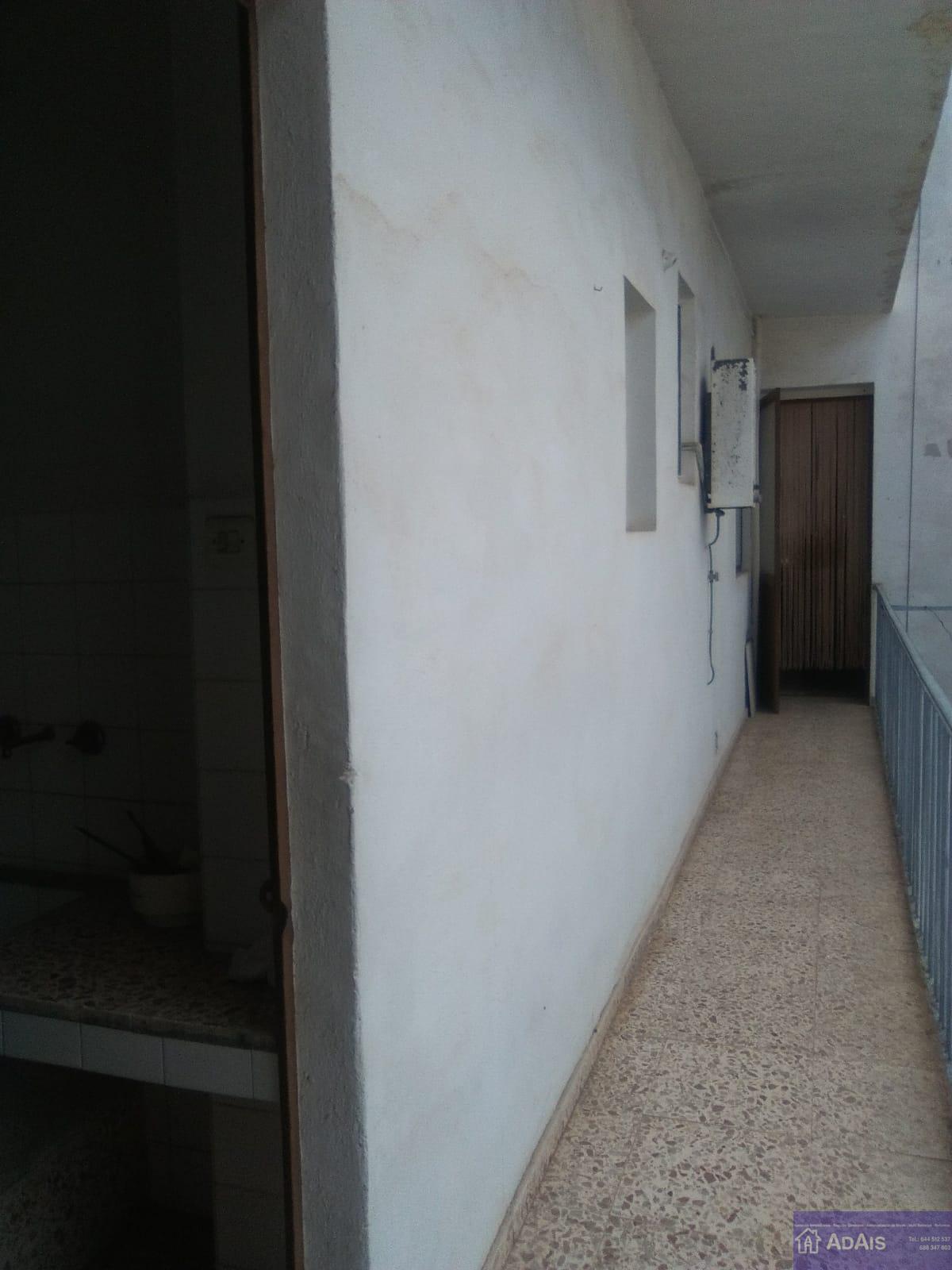 For sale of flat in Villalonga
