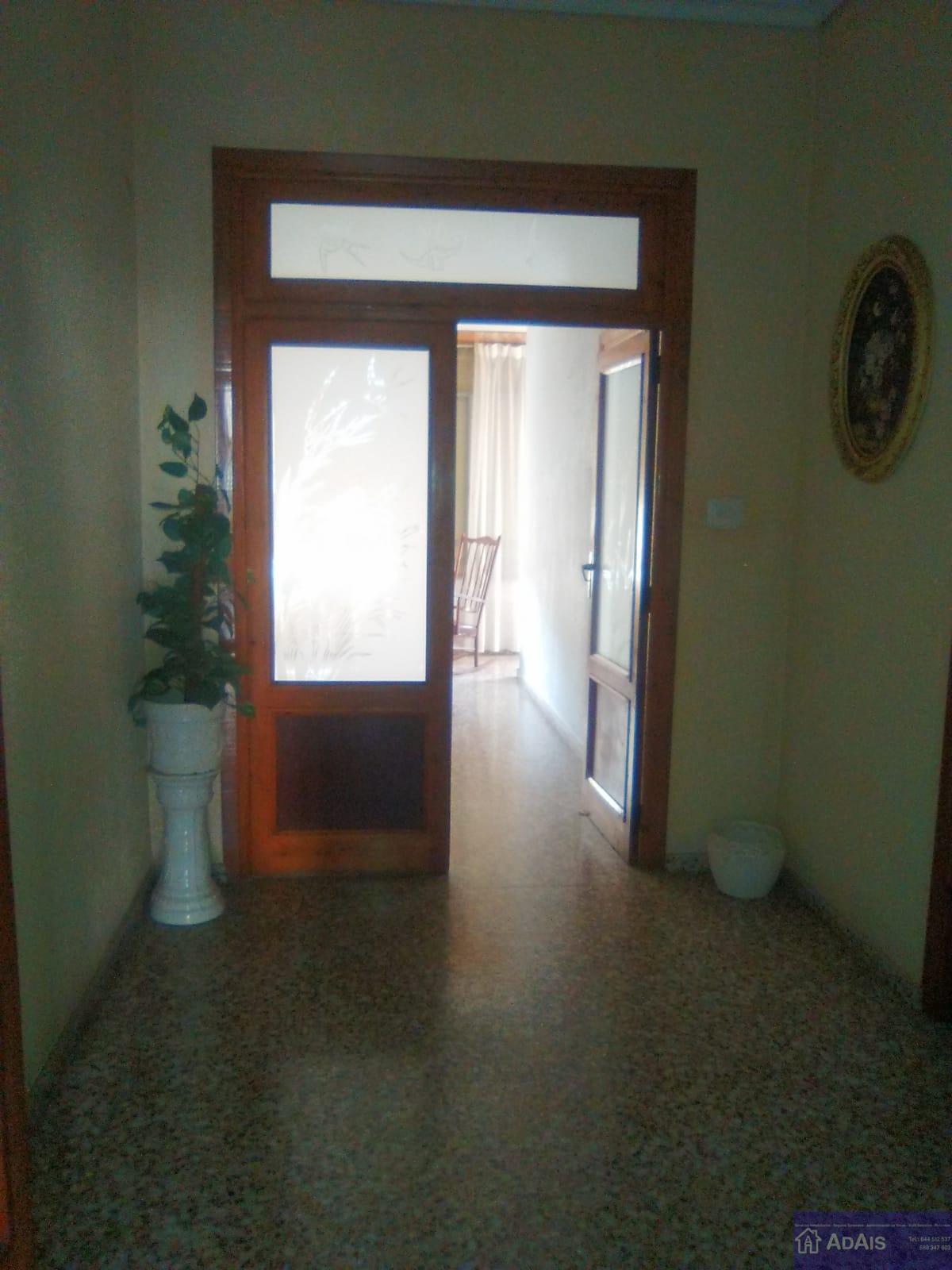 For sale of flat in Villalonga