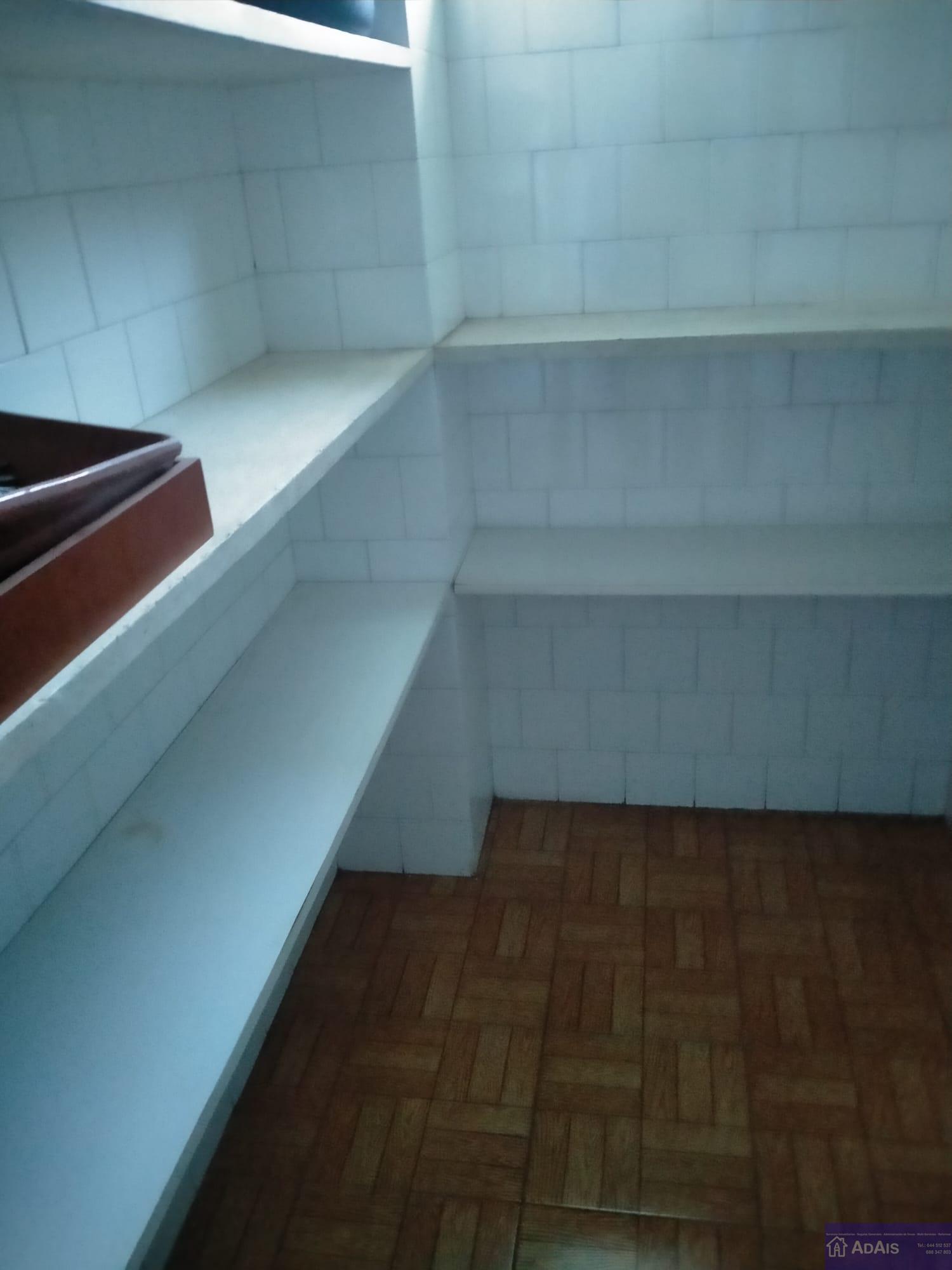 For sale of flat in Villalonga