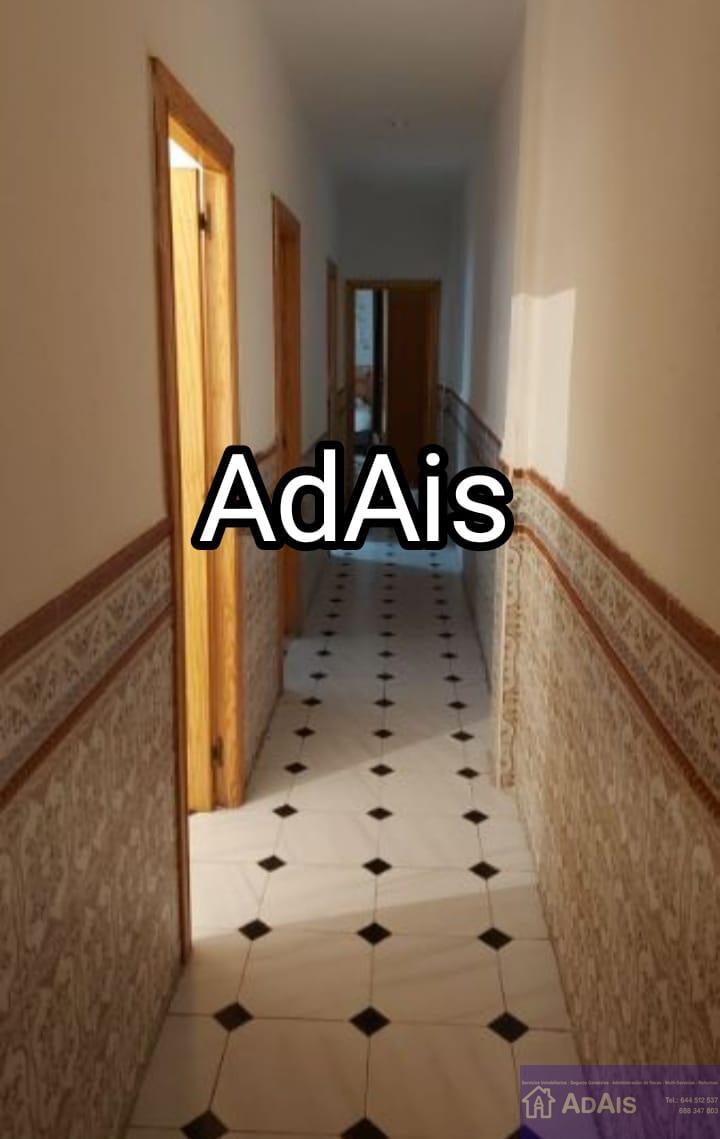 For sale of ground floor in Gandia