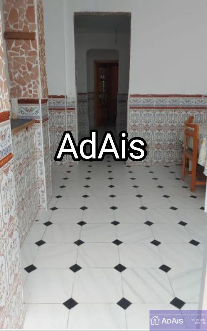 For sale of ground floor in Gandia