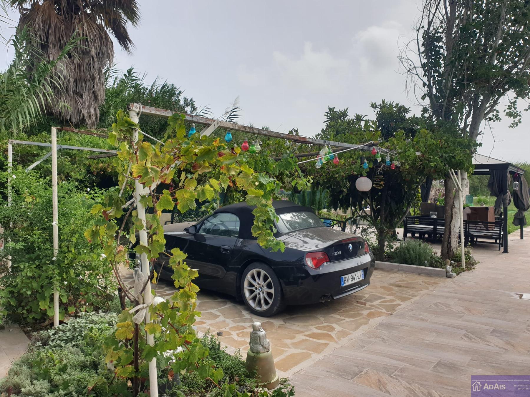 For sale of chalet in Oliva