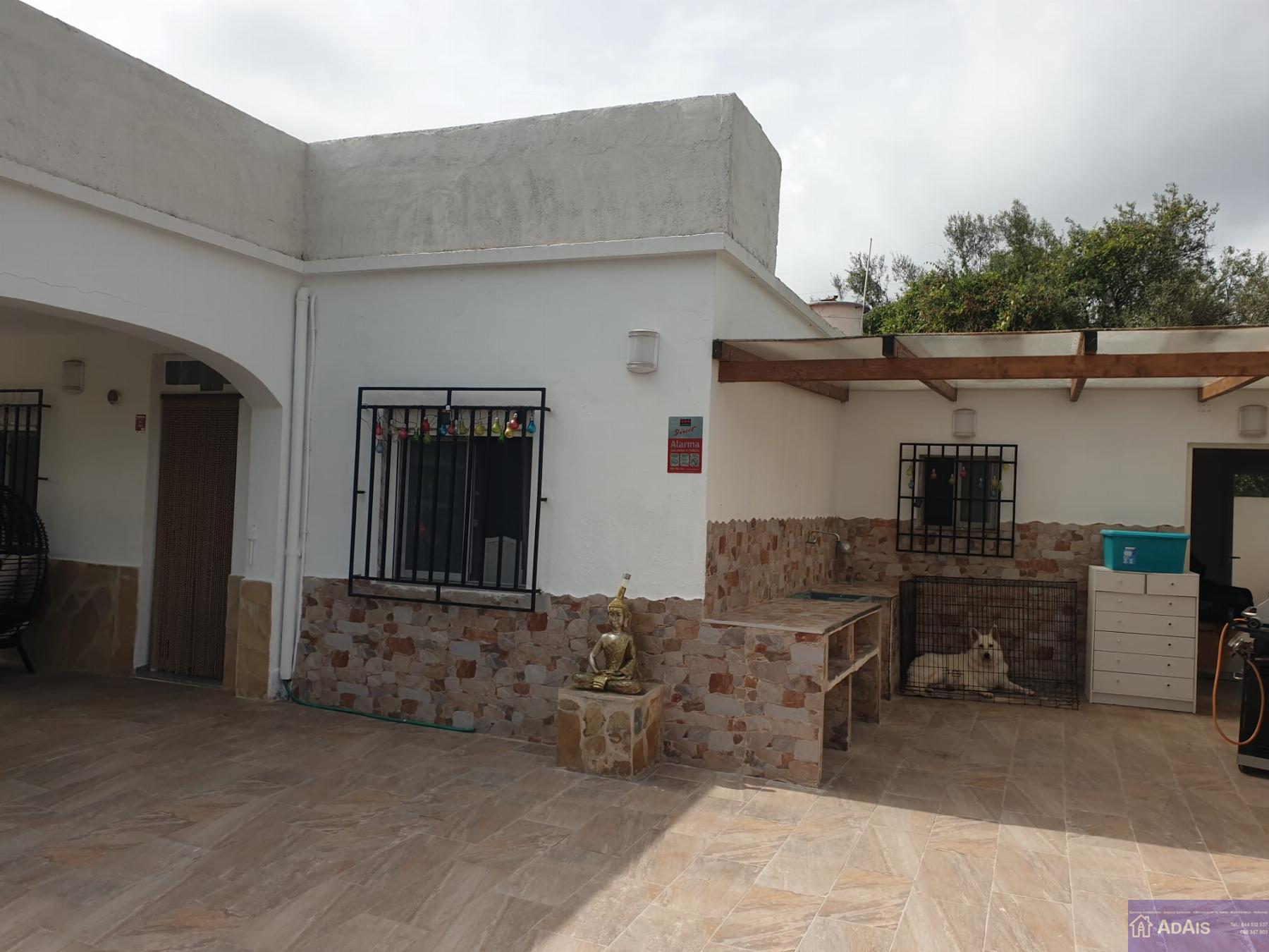 For sale of chalet in Oliva