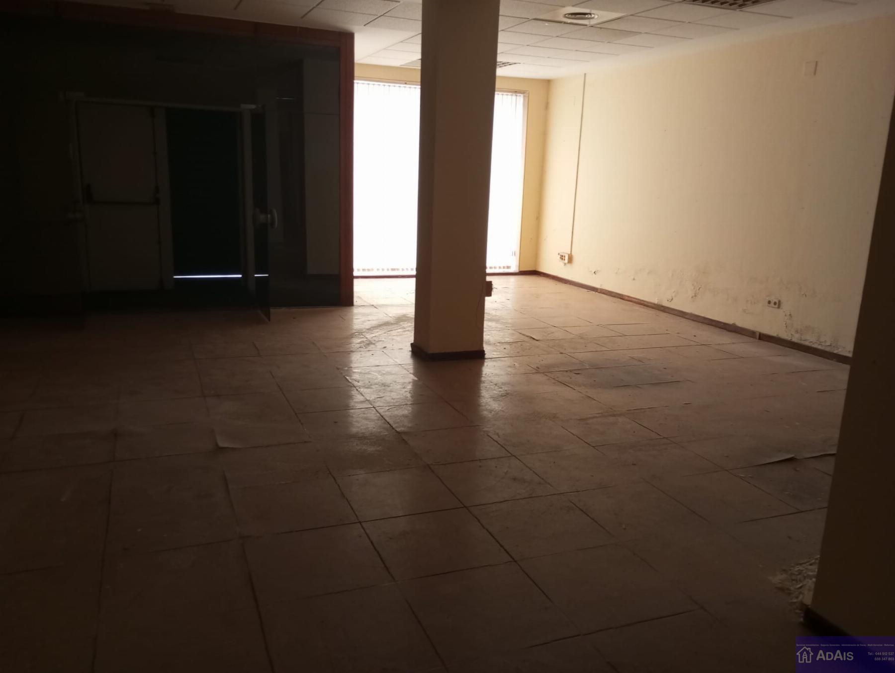 For rent of commercial in Gandia