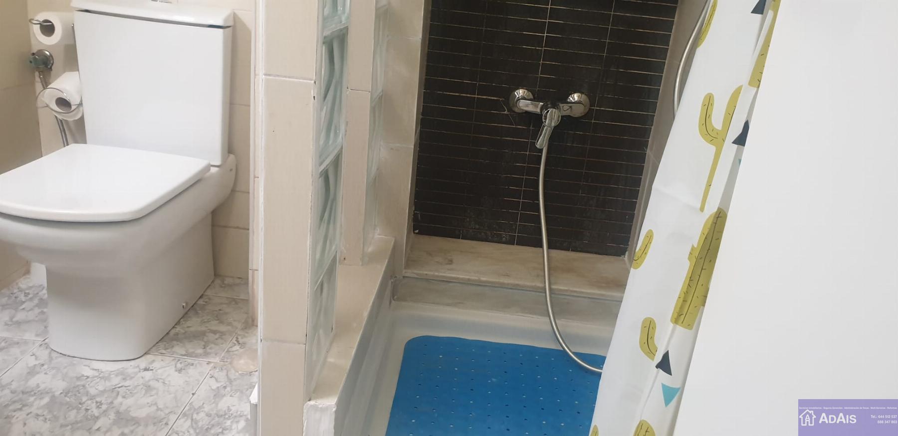 For rent of room in Gandia