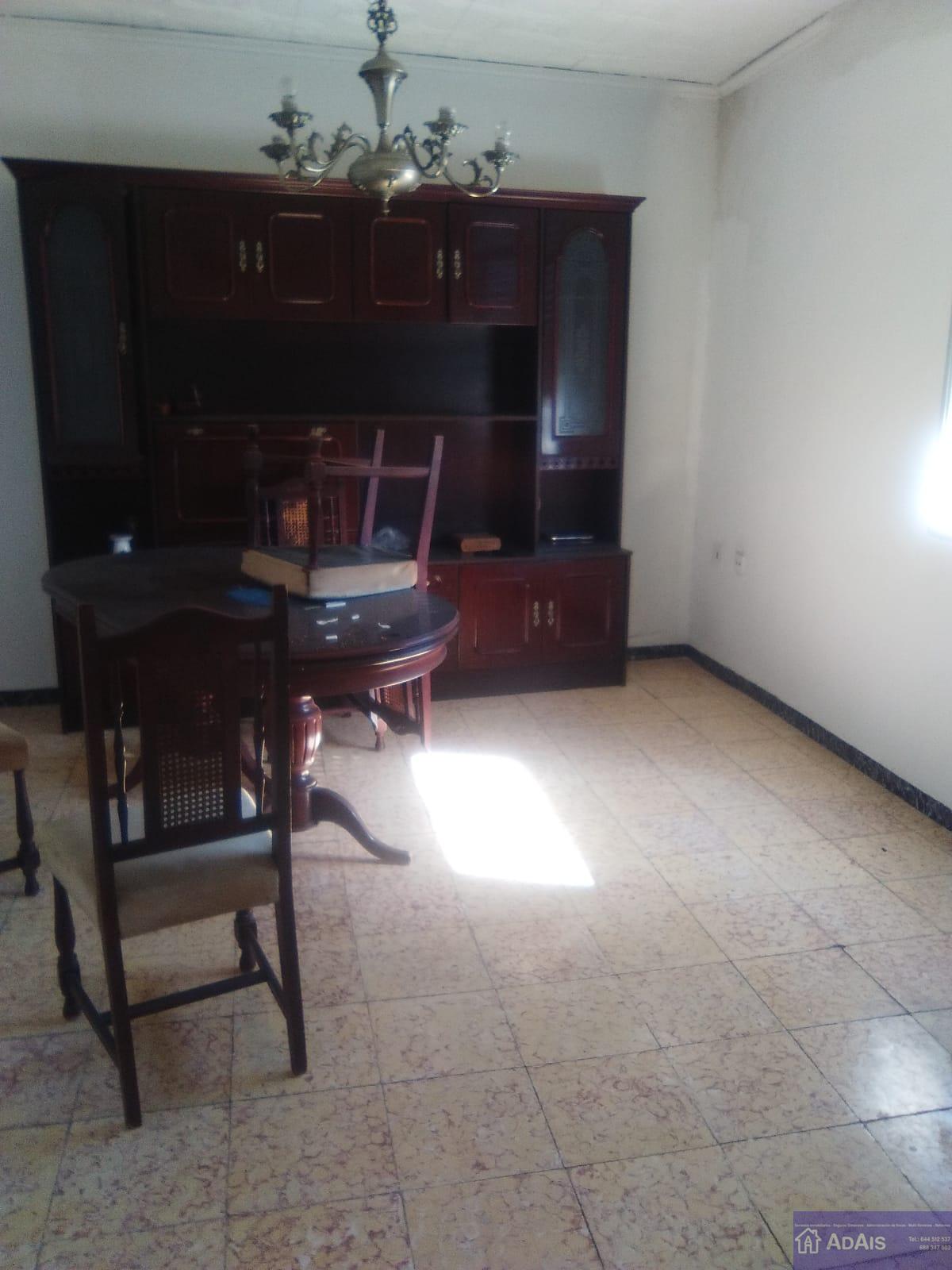 Venta de edificio en Almoines