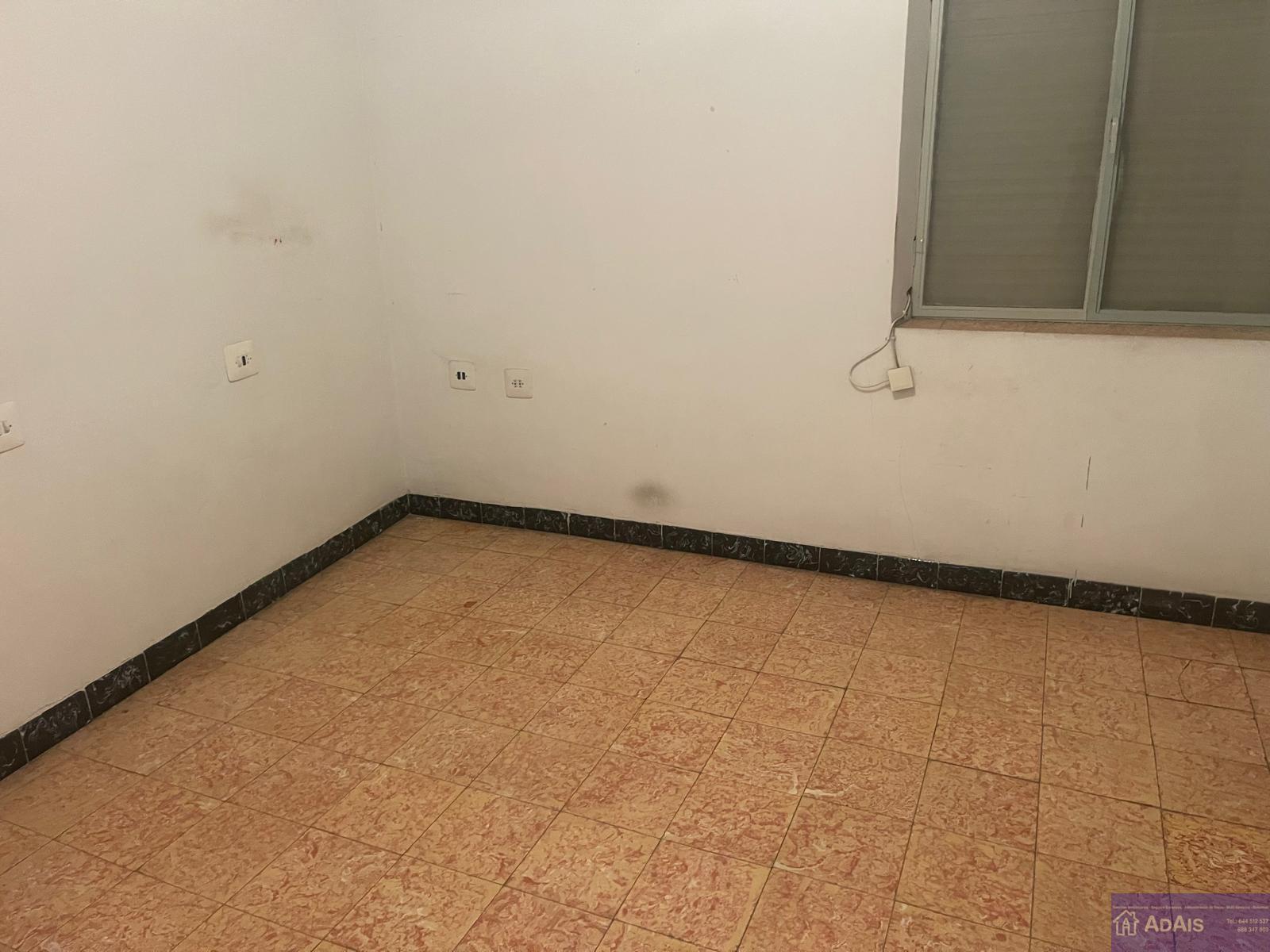 For sale of building in Almoines