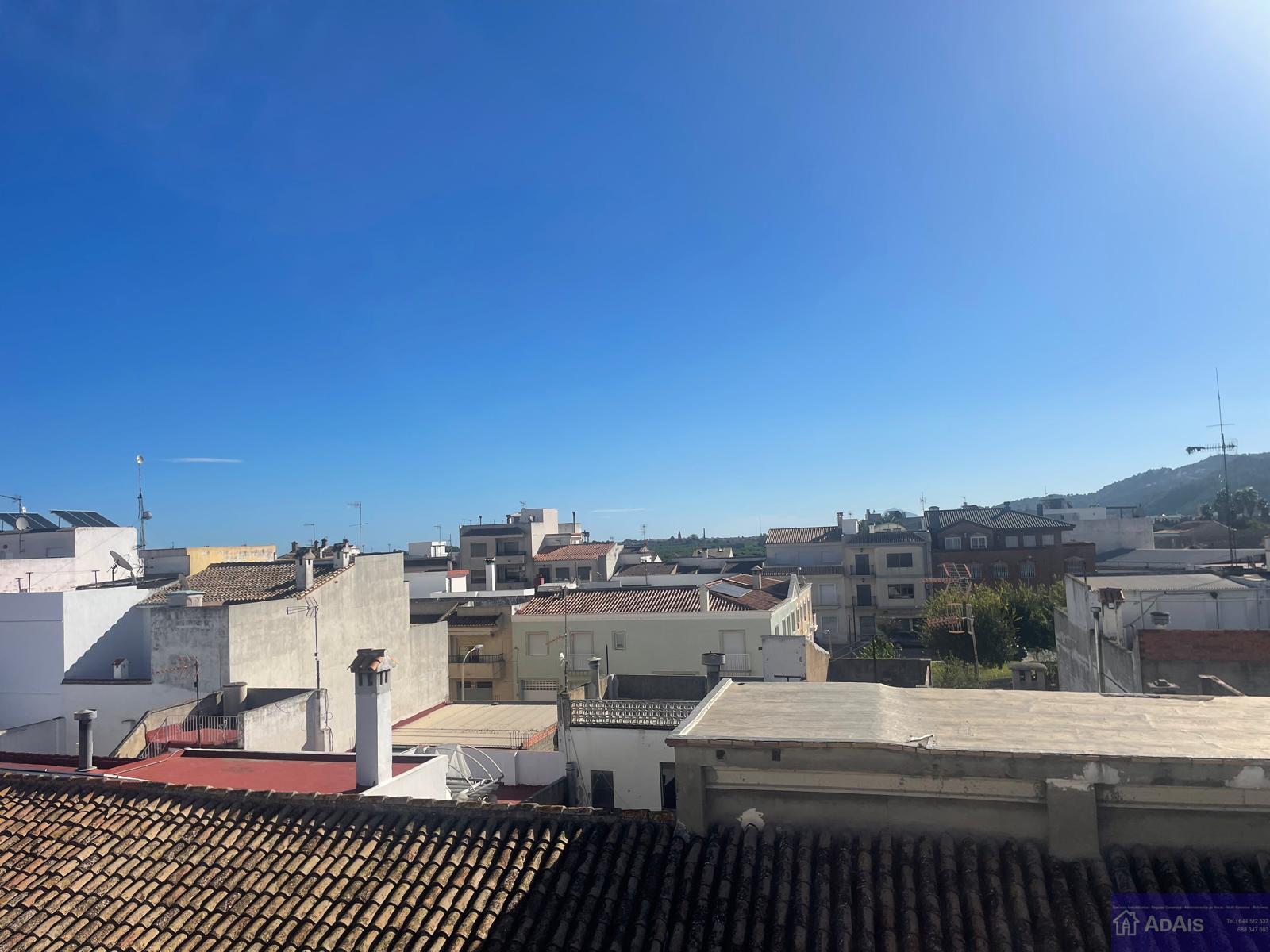 For sale of building in Almoines