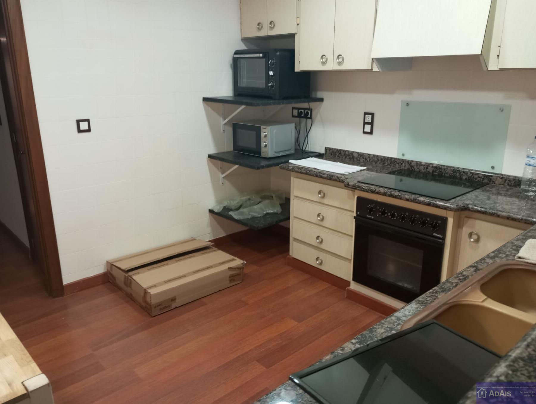 For sale of flat in Piles