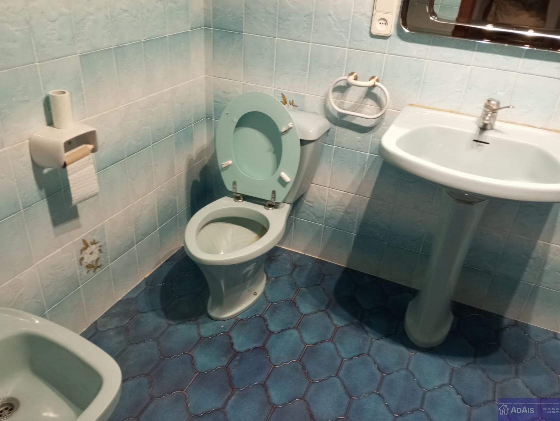 For sale of flat in Piles