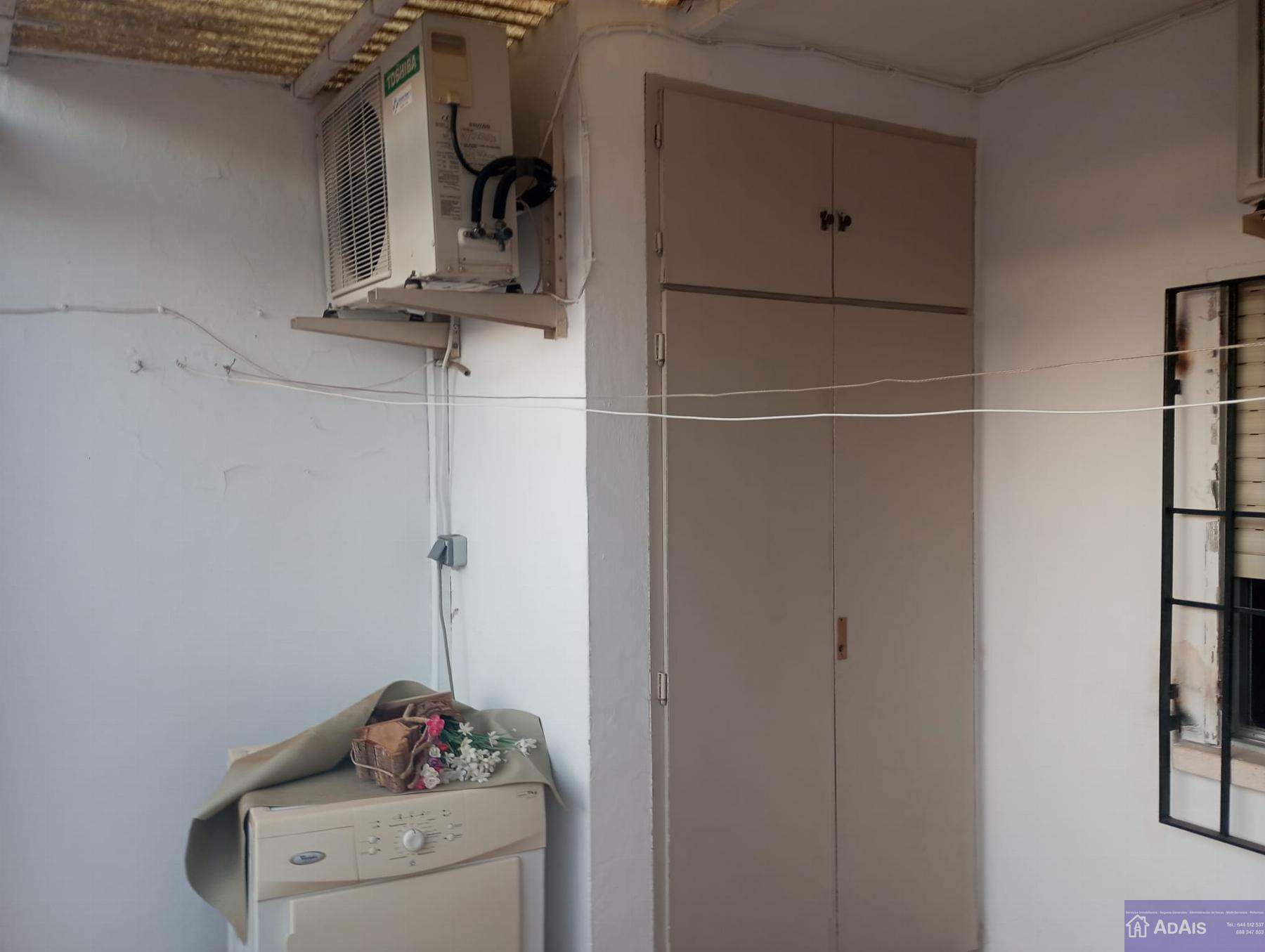 For sale of flat in Piles