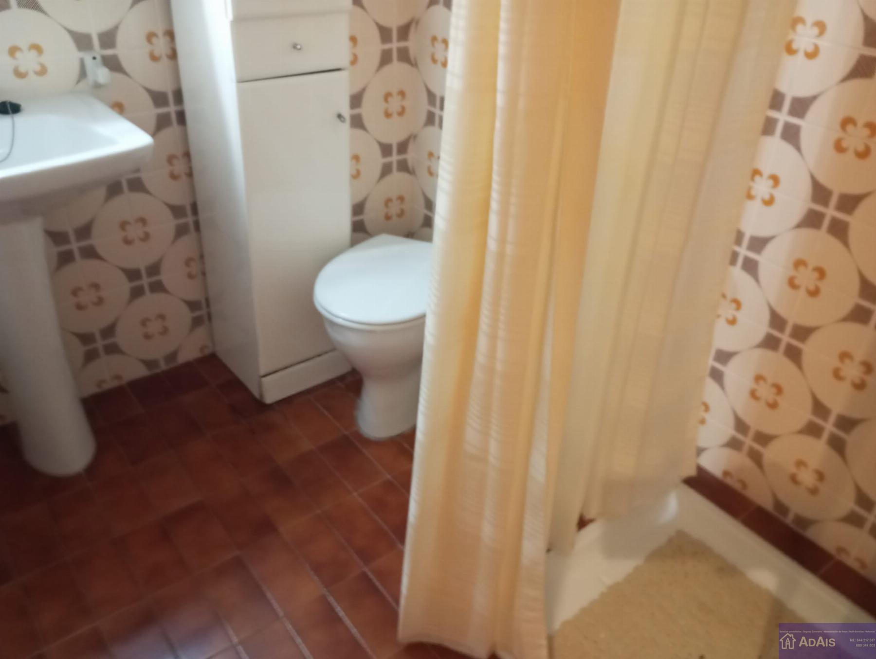 For sale of flat in Piles