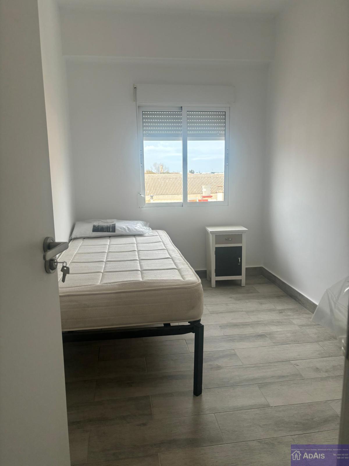 For rent of room in Alqueria de la Comtessa l