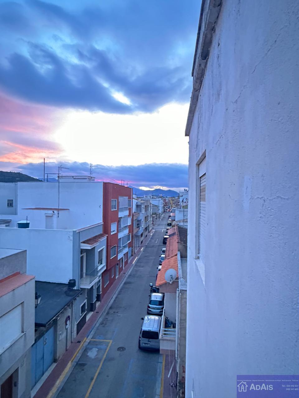 For rent of room in Alqueria de la Comtessa l