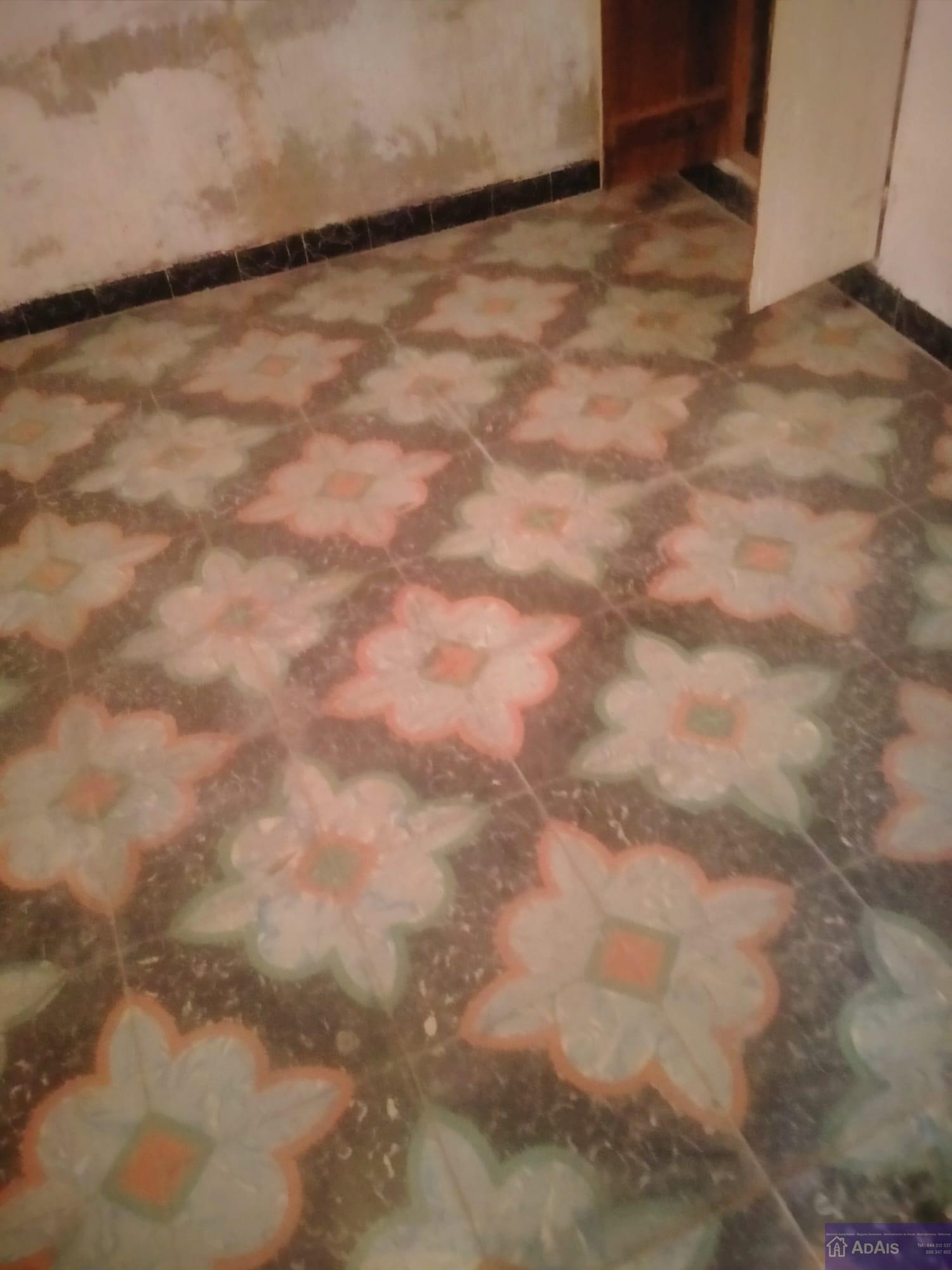 For sale of house in Beniarjó