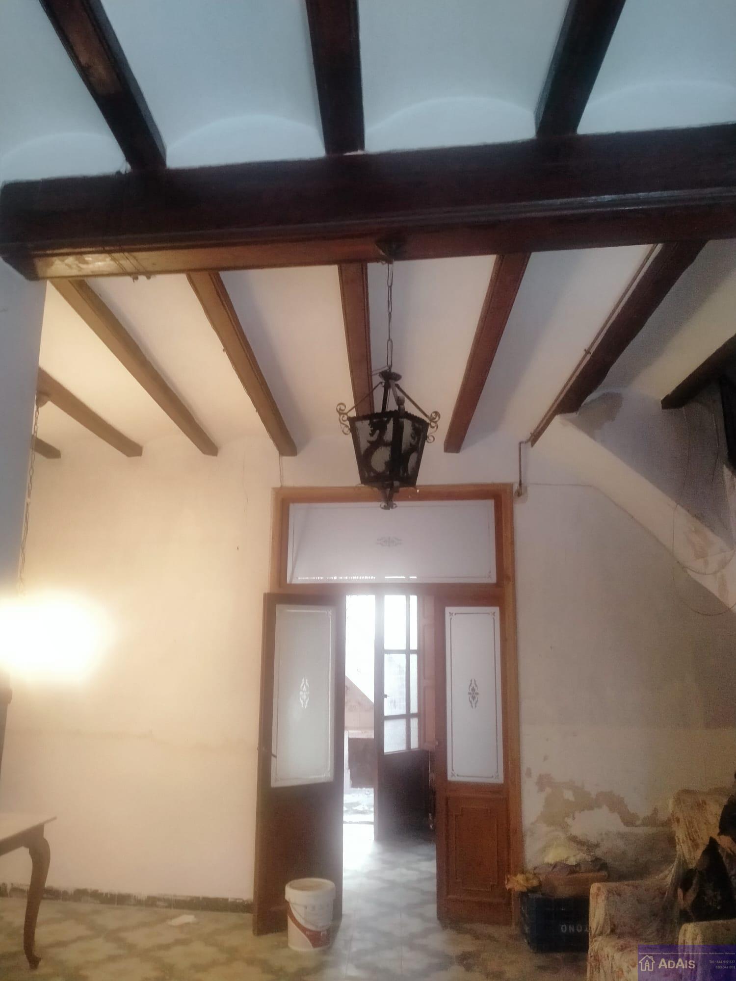 For sale of house in Beniarjó