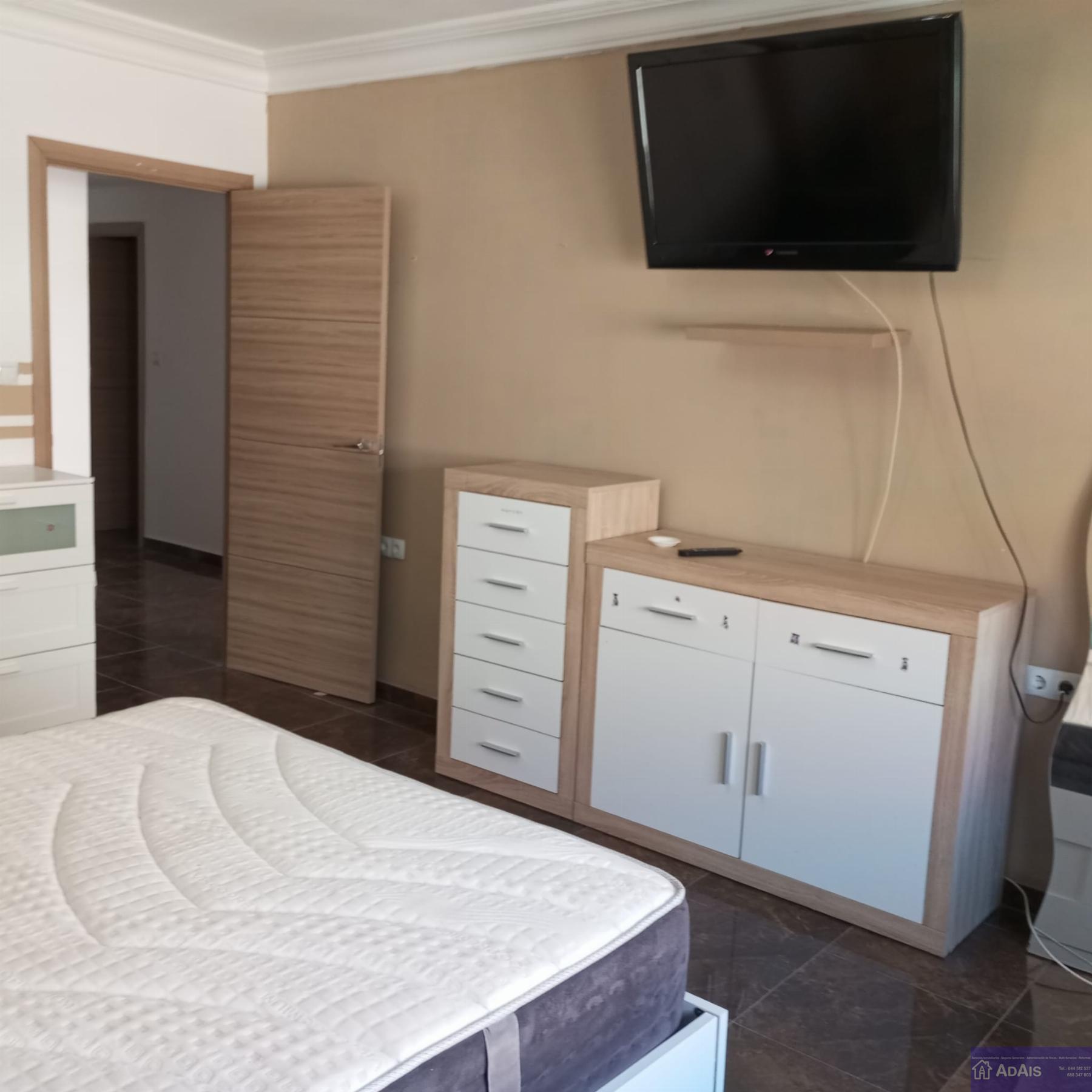 For rent of room in Gandia