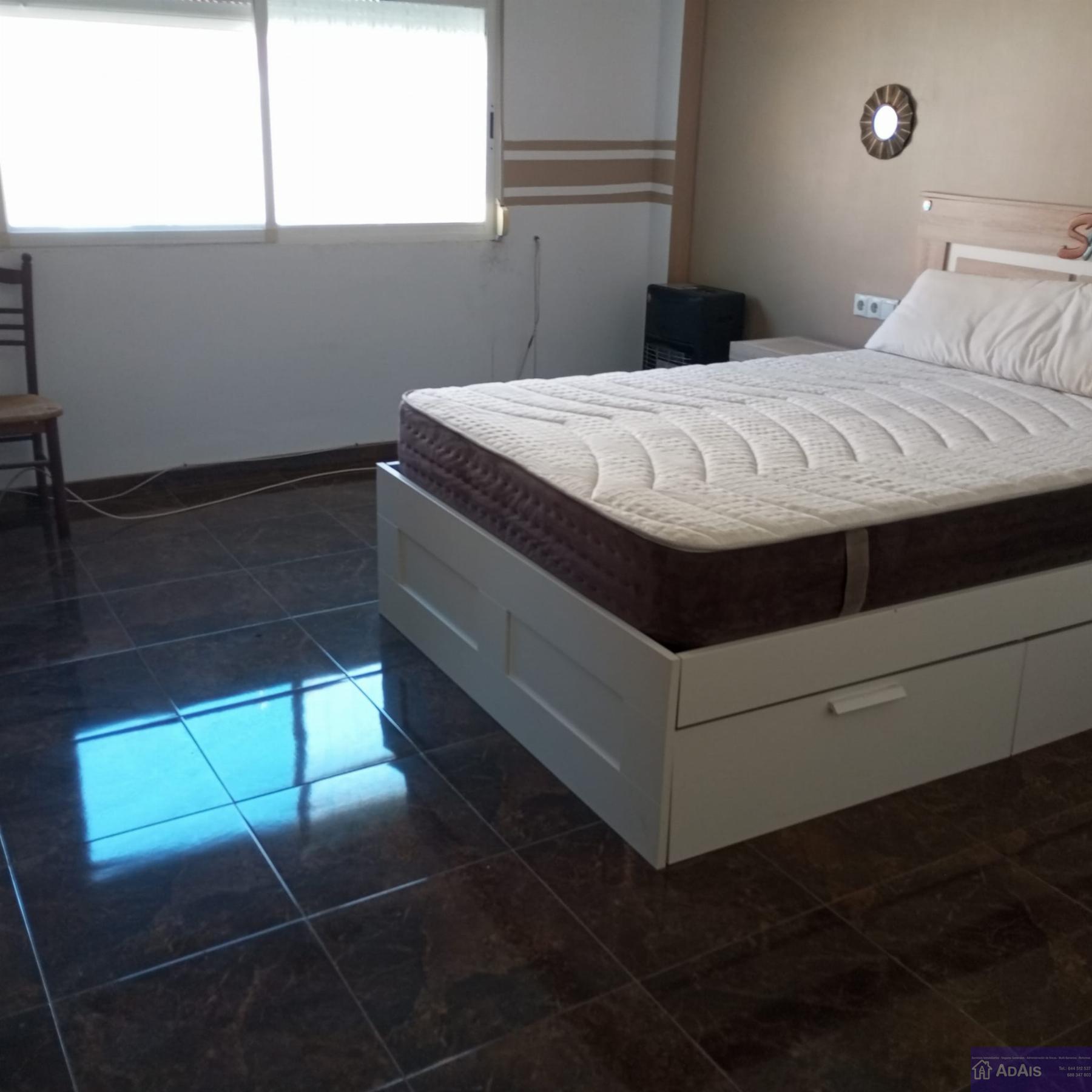 For rent of room in Gandia