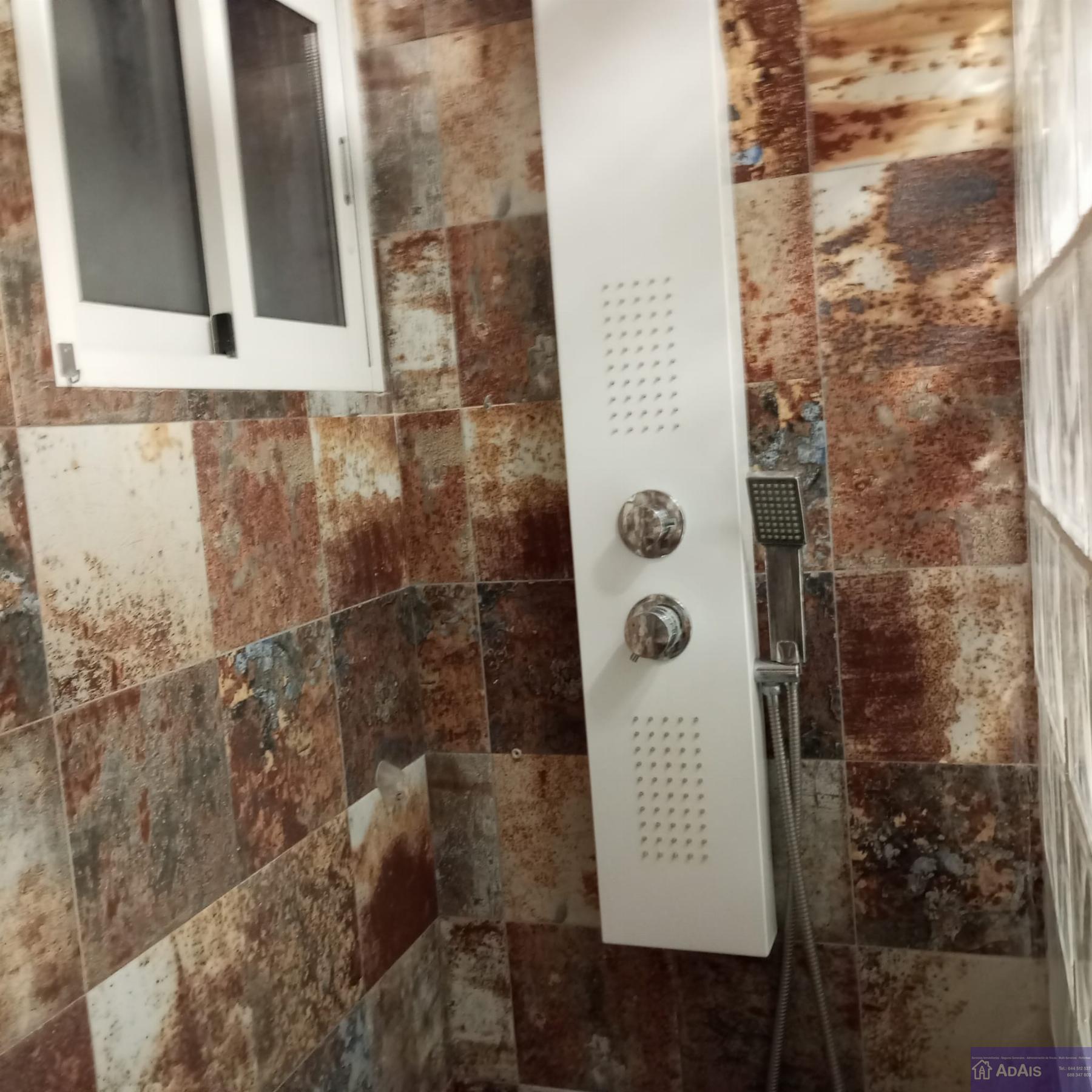 For rent of room in Gandia