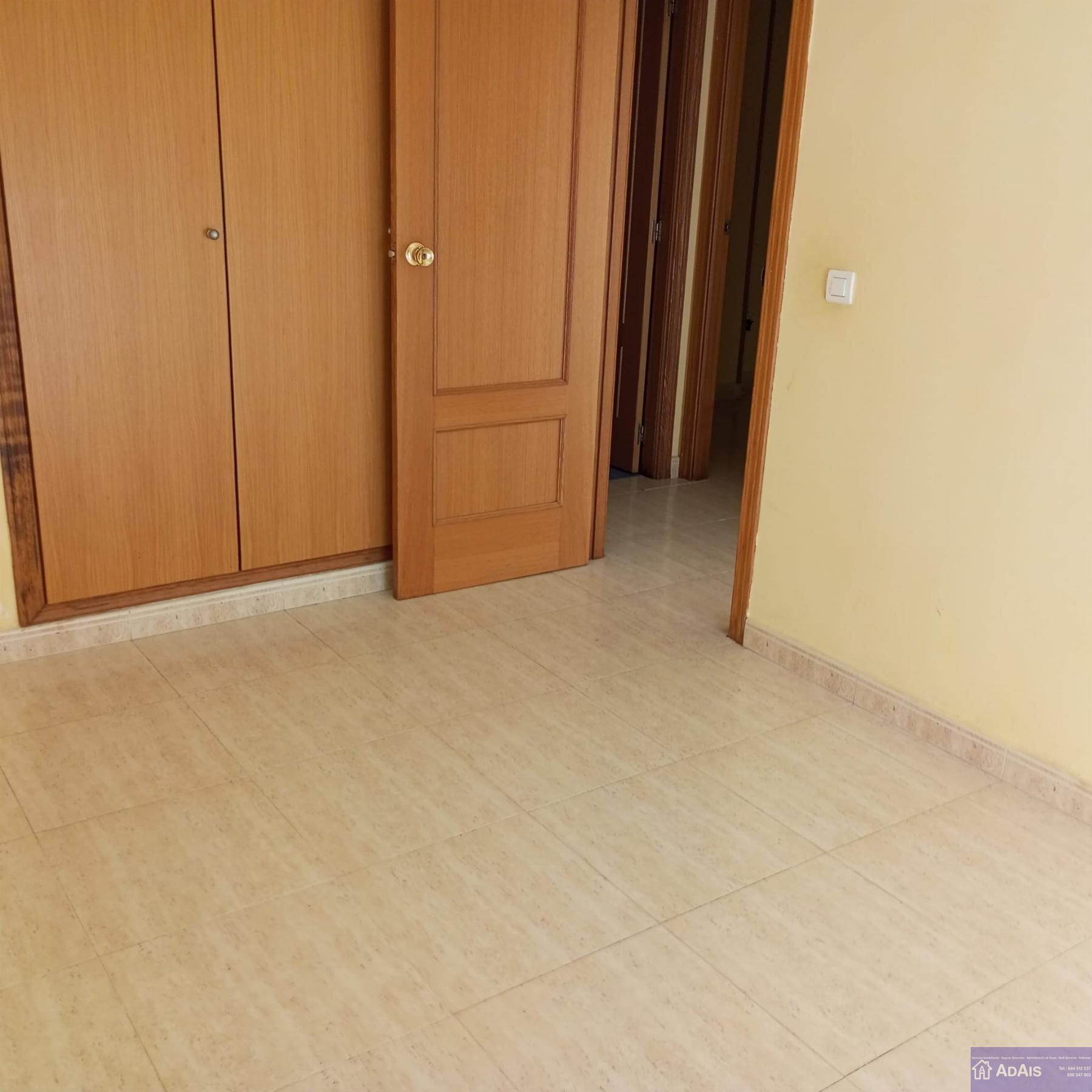 For sale of flat in Gandia