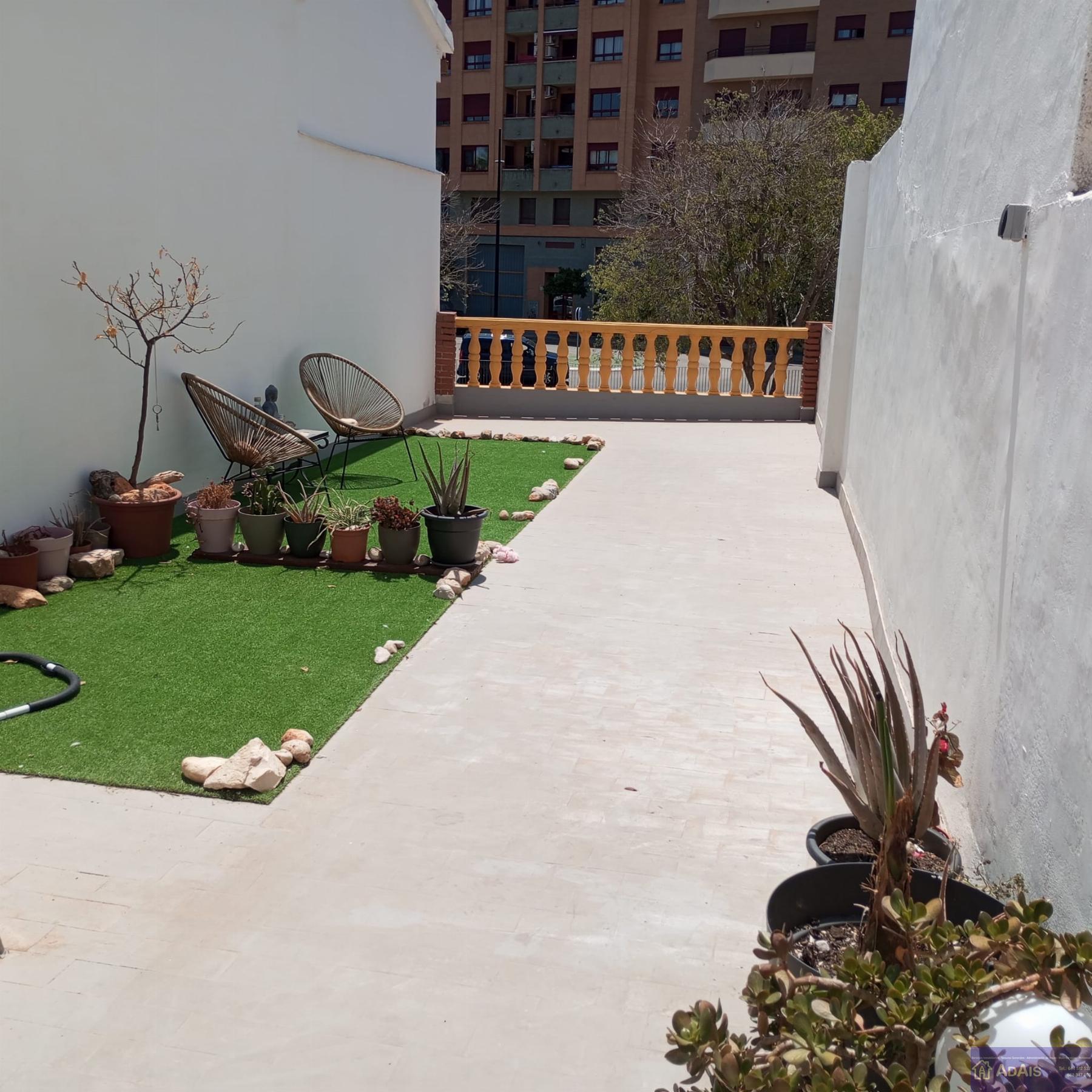 For sale of house in Gandia