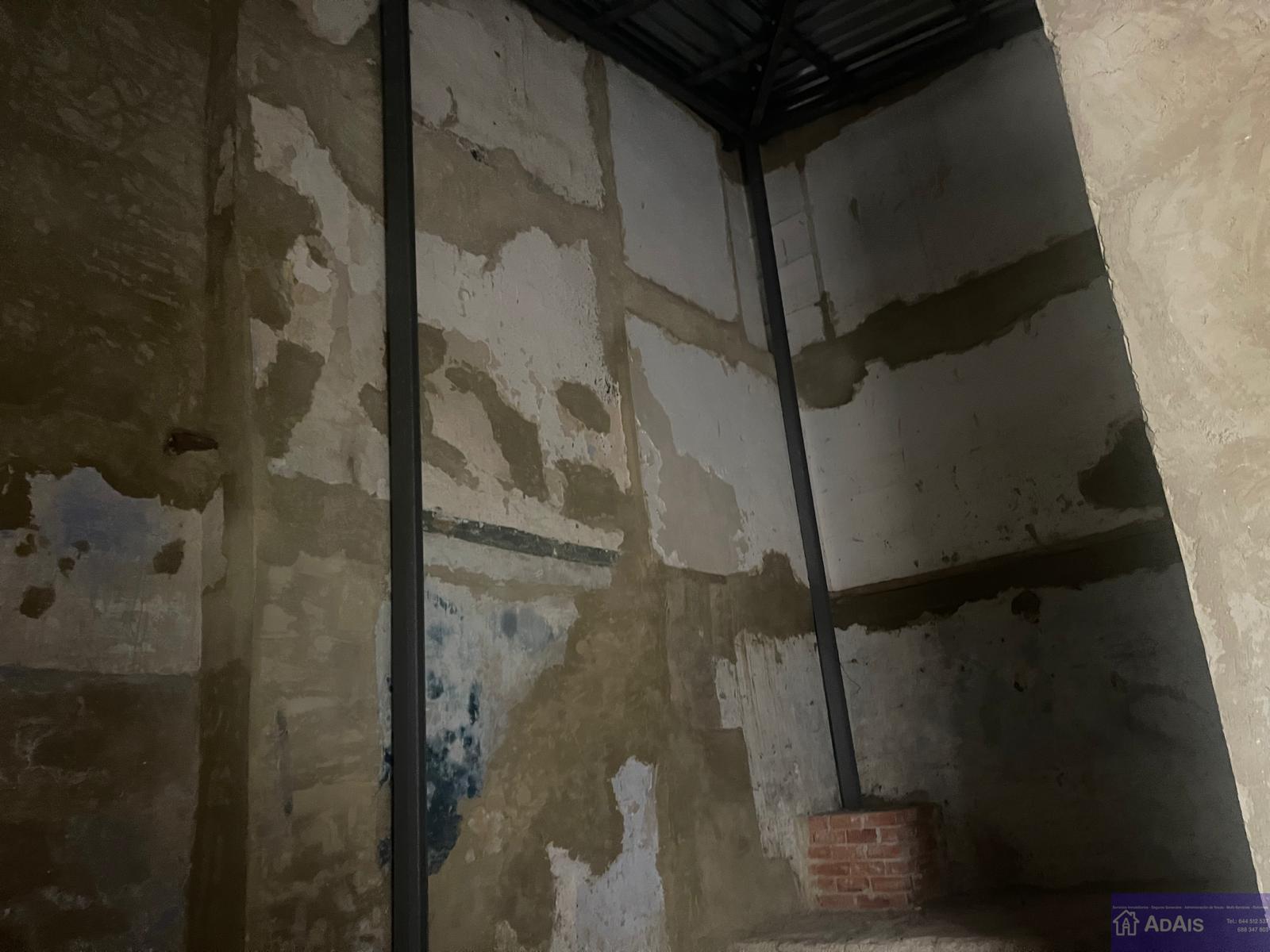 For sale of house in Ontinyent