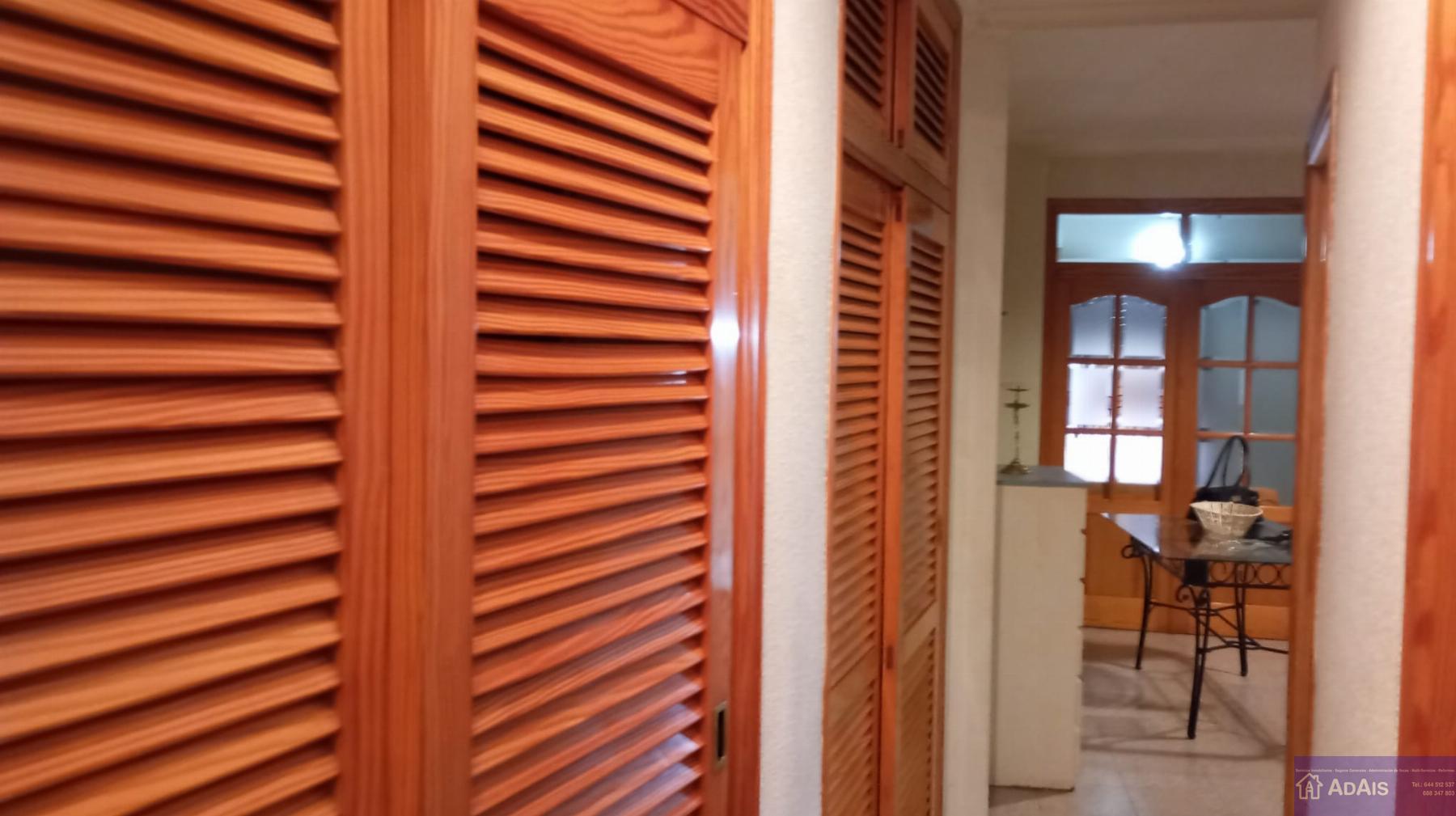 For sale of flat in Villalonga