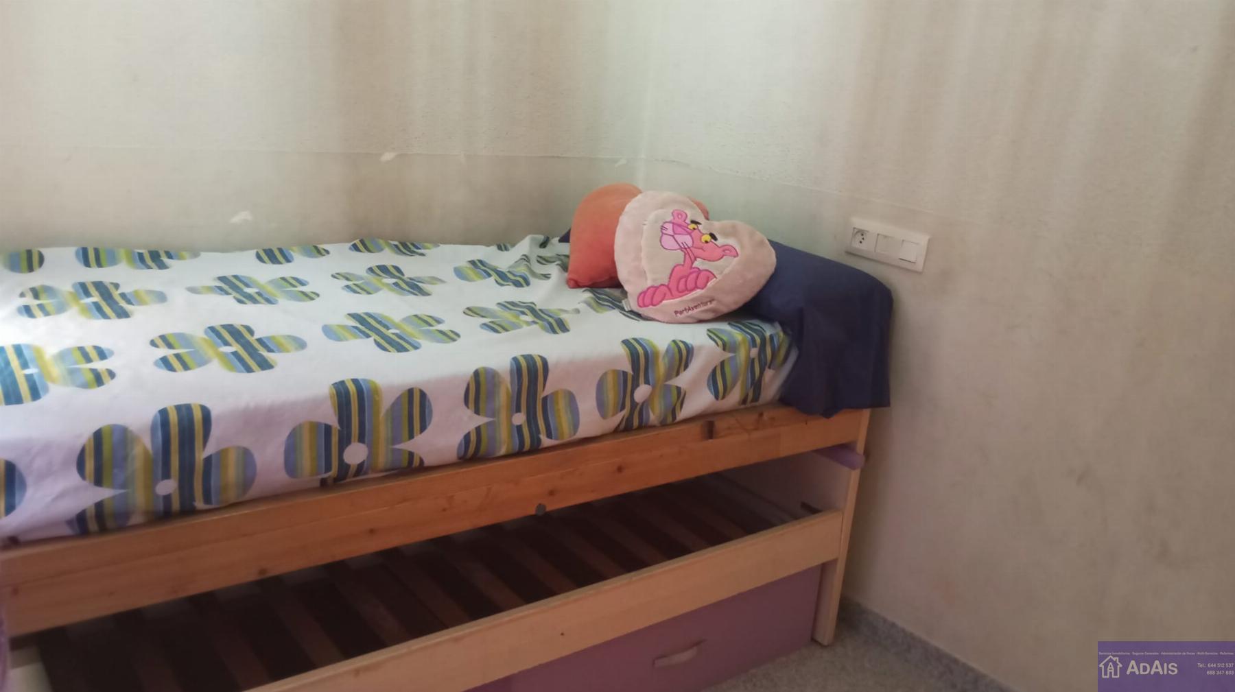 For sale of flat in Villalonga