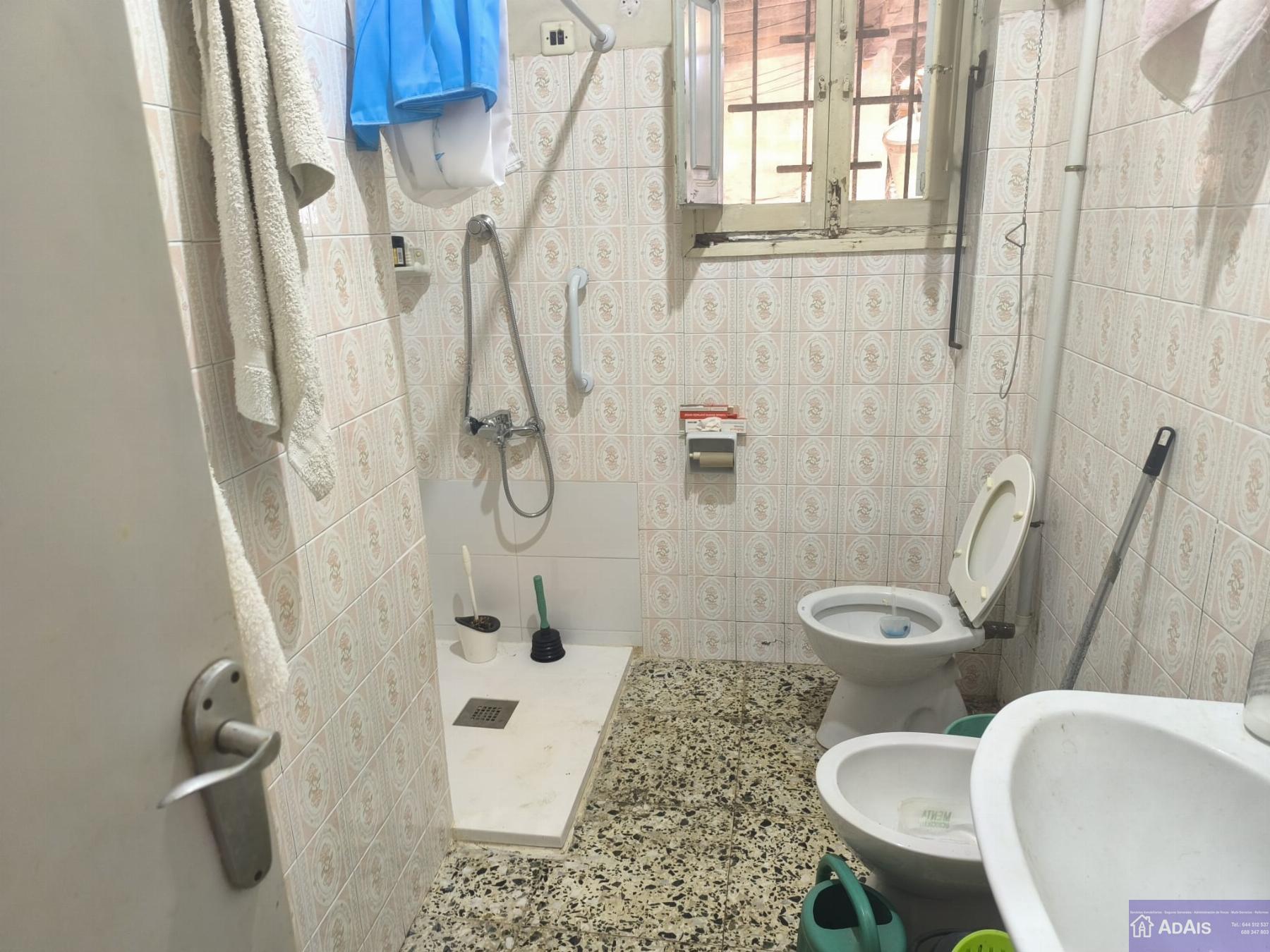 For sale of chalet in Gandia