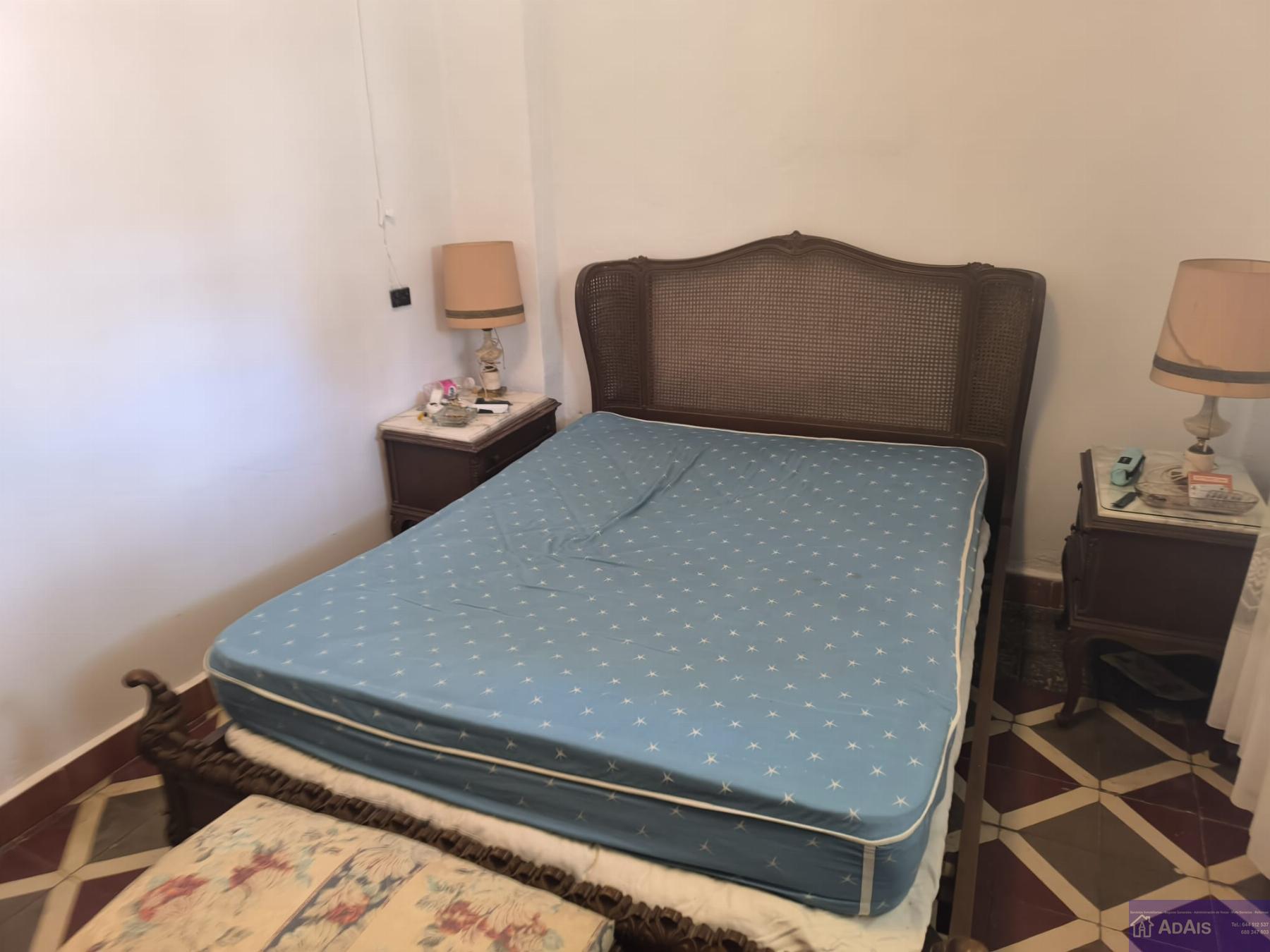 For sale of chalet in Gandia