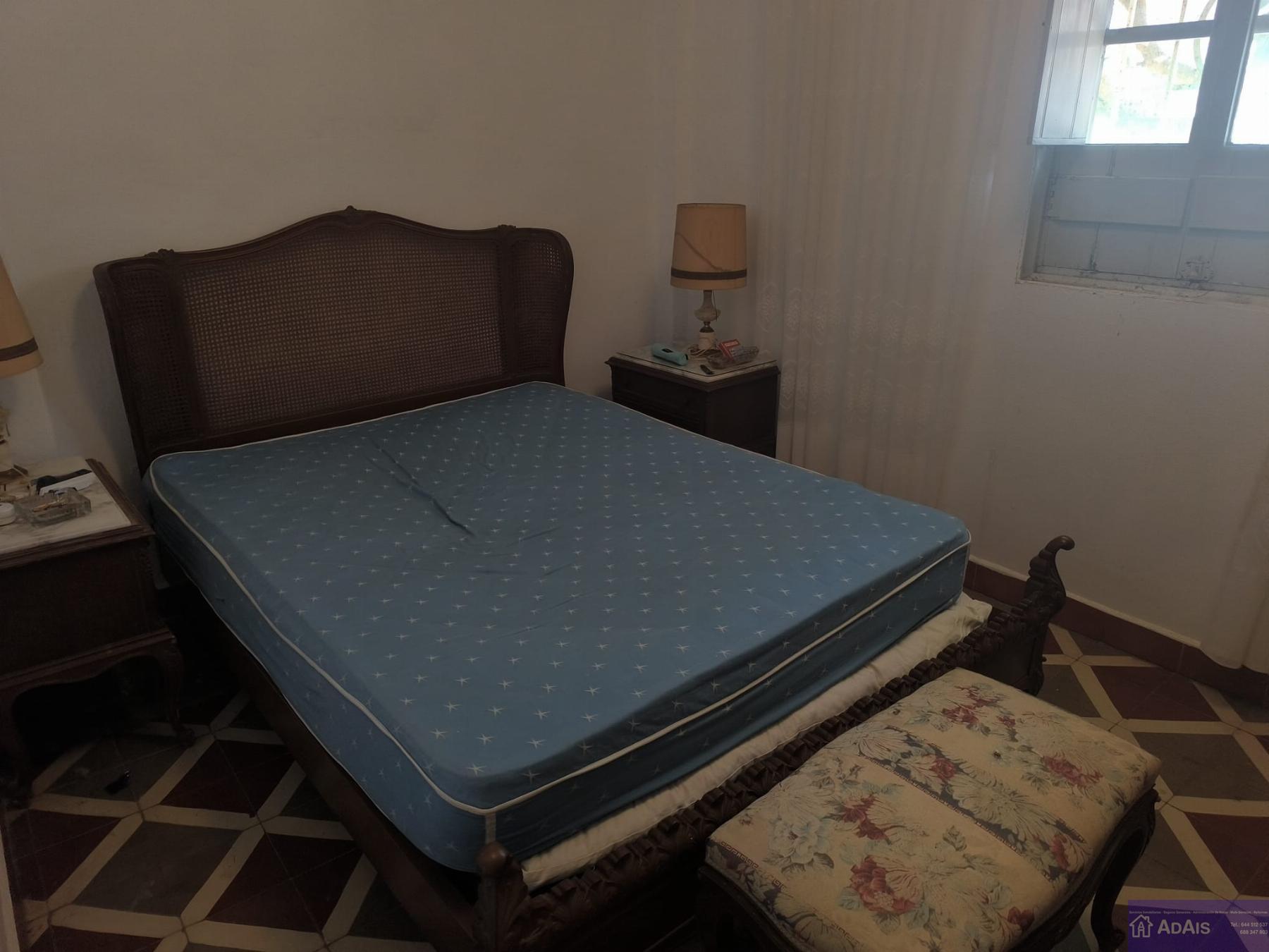 For sale of chalet in Gandia