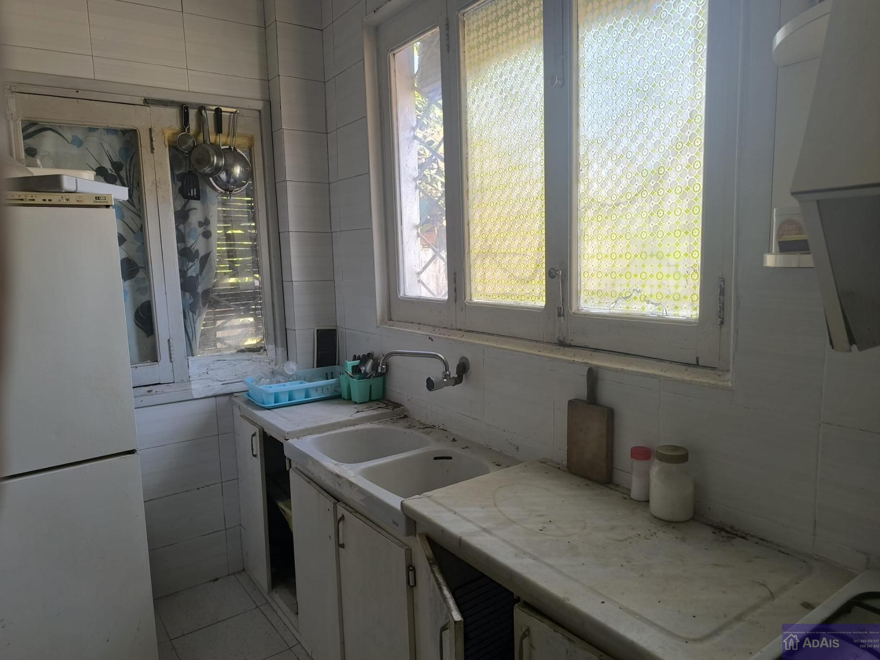 For sale of chalet in Gandia