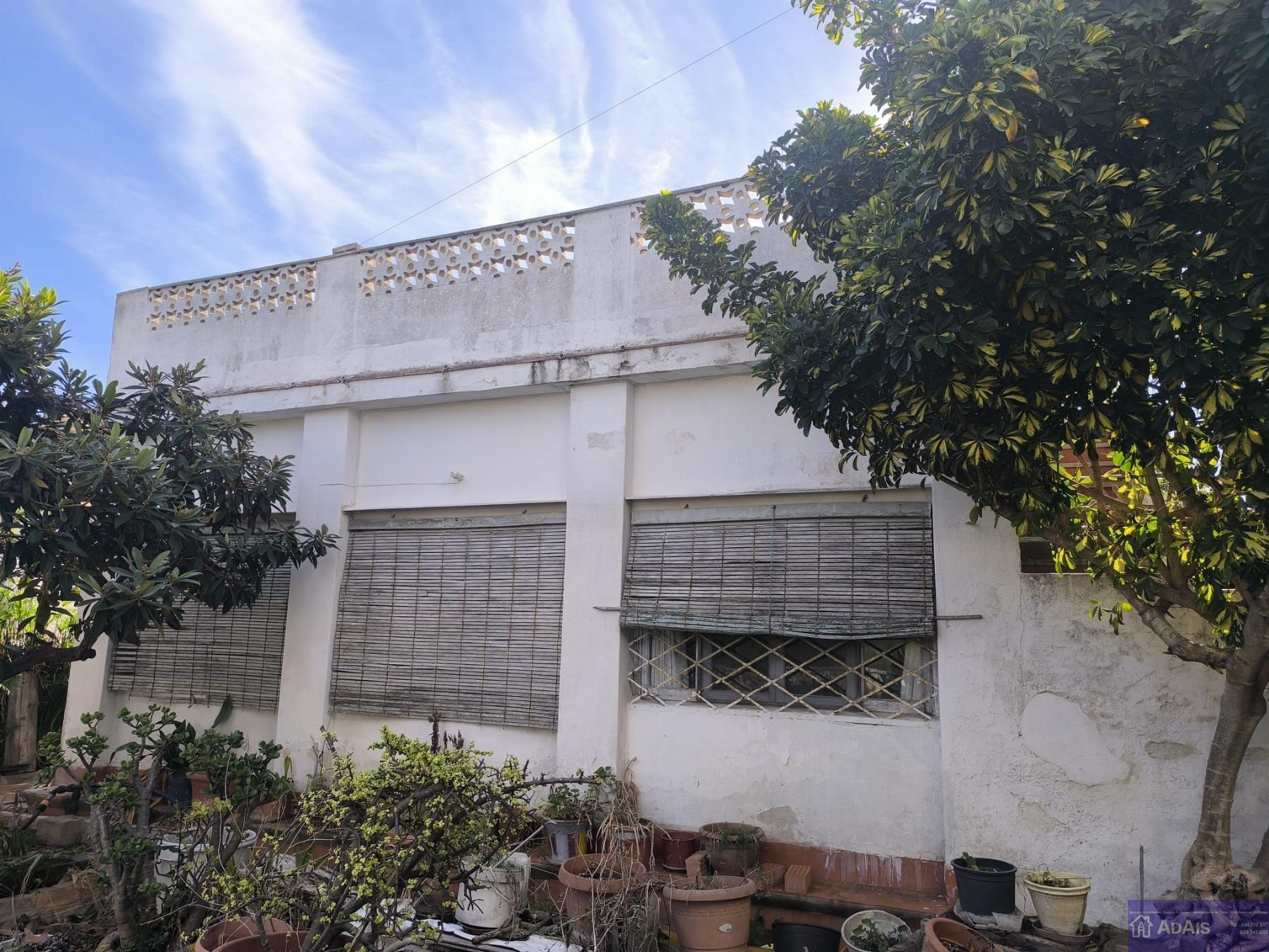 For sale of chalet in Gandia